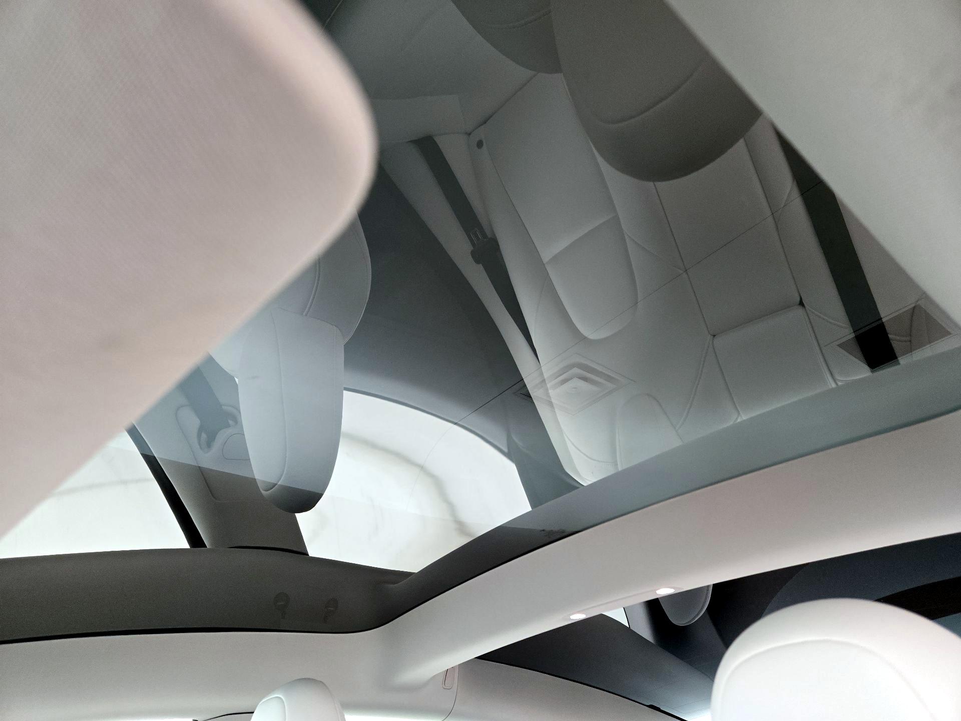 Thumbnail: 2023 Tesla Model 3 - 18