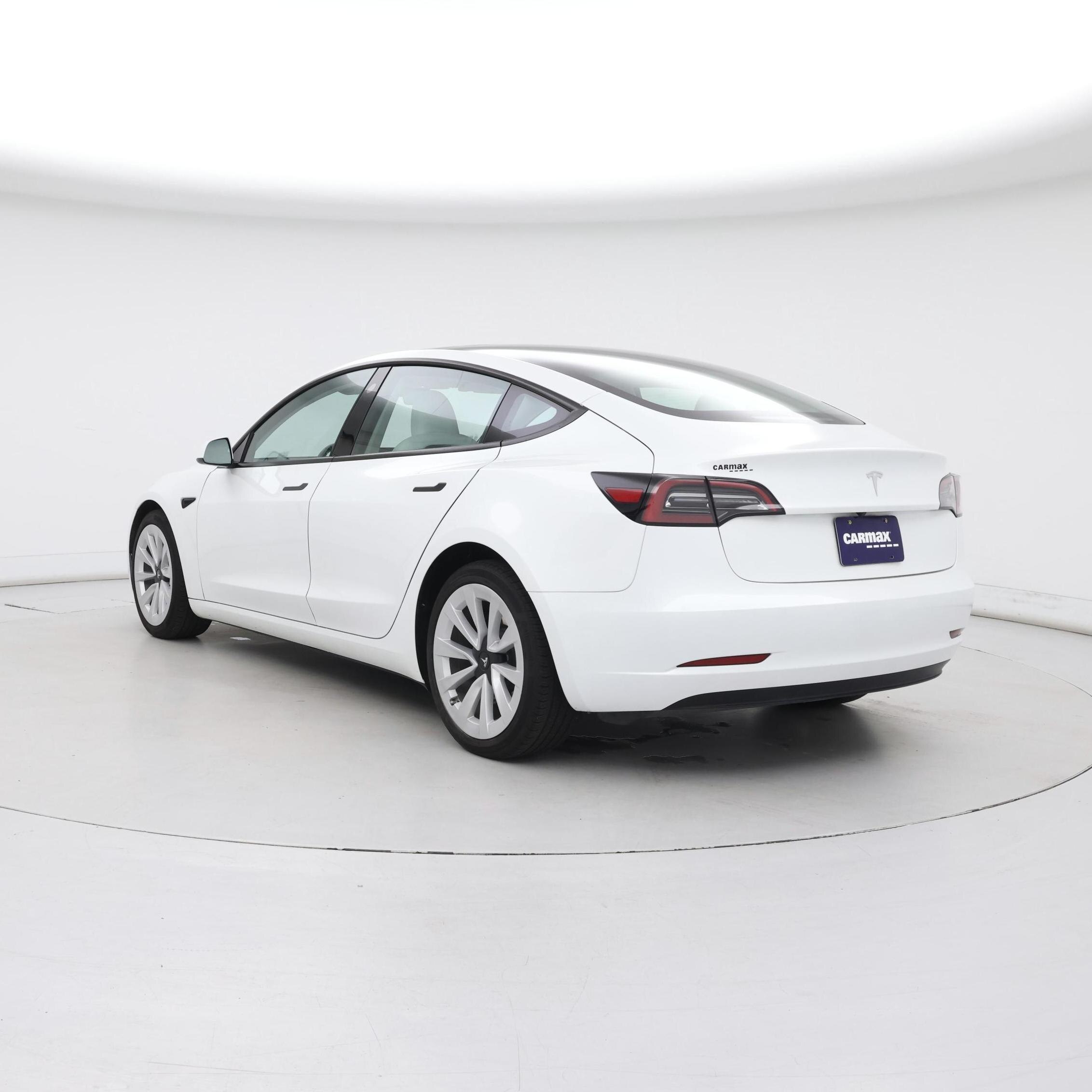 Thumbnail: 2023 Tesla Model 3 - 2