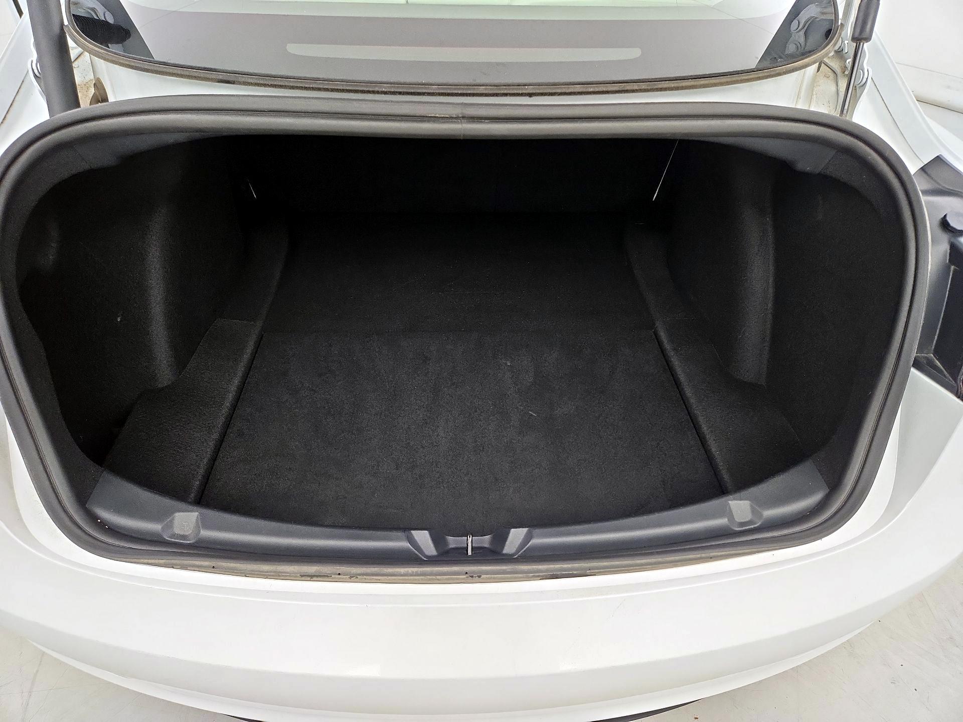 Thumbnail: 2023 Tesla Model 3 - 20