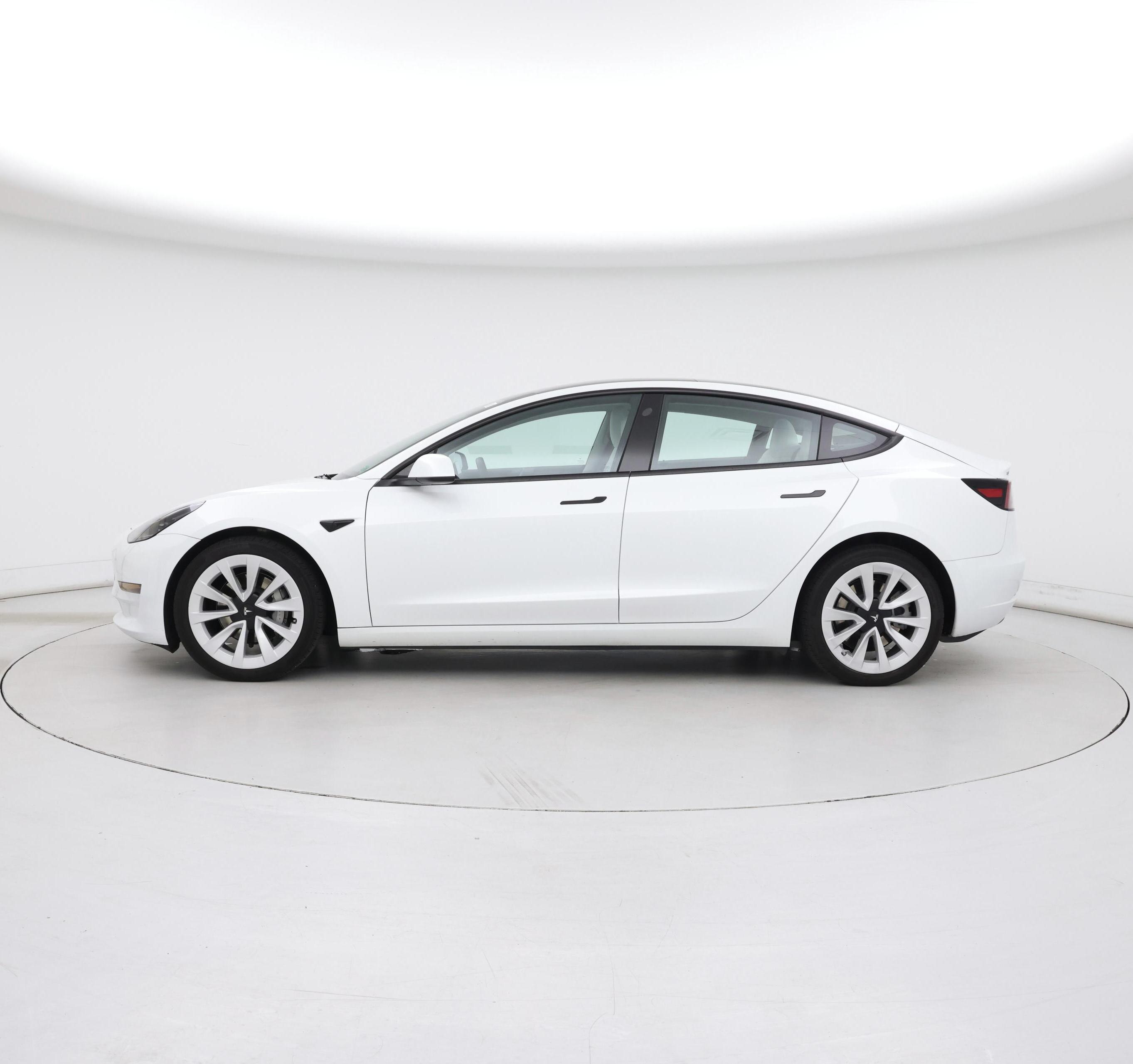 Thumbnail: 2023 Tesla Model 3 - 3