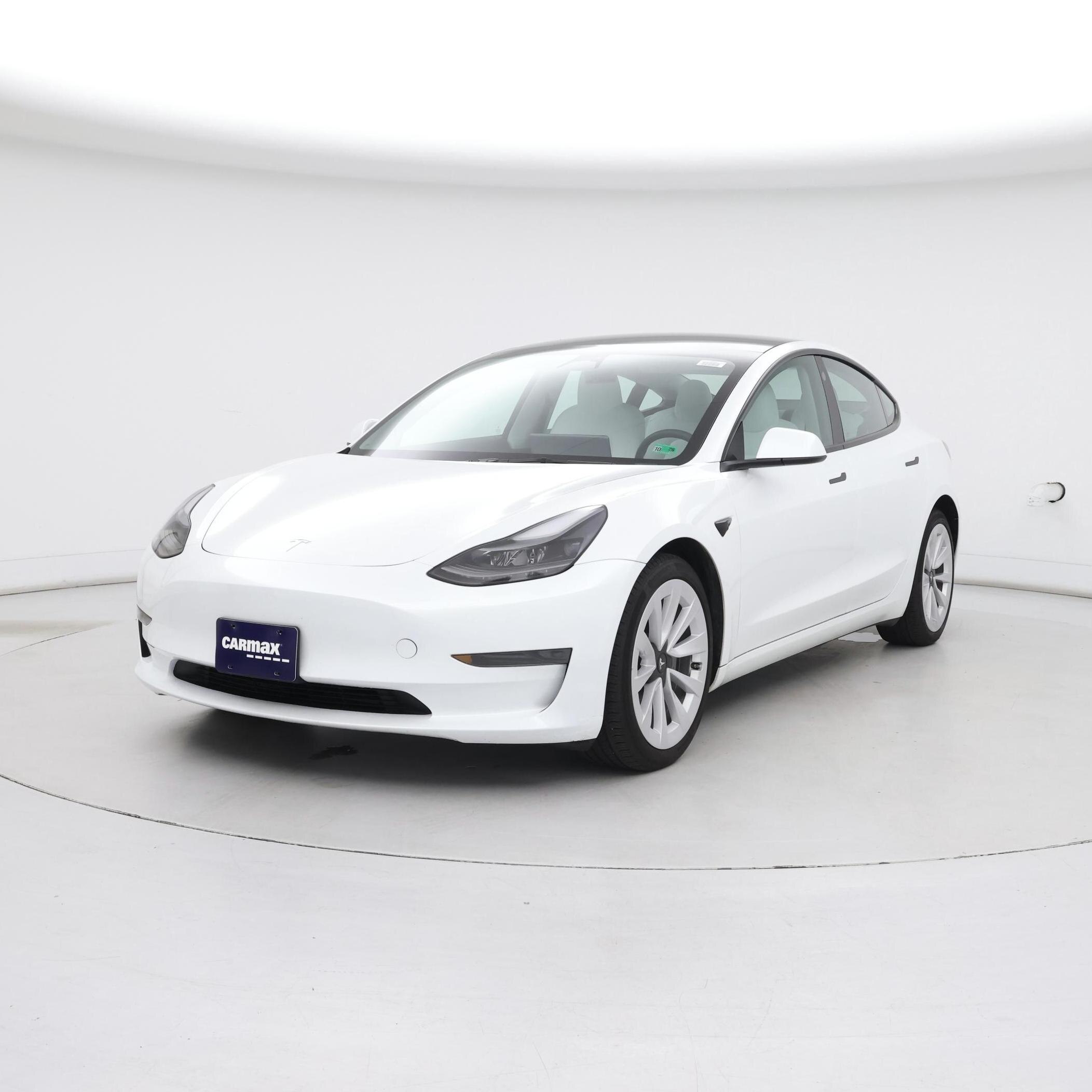 Thumbnail: 2023 Tesla Model 3 - 4