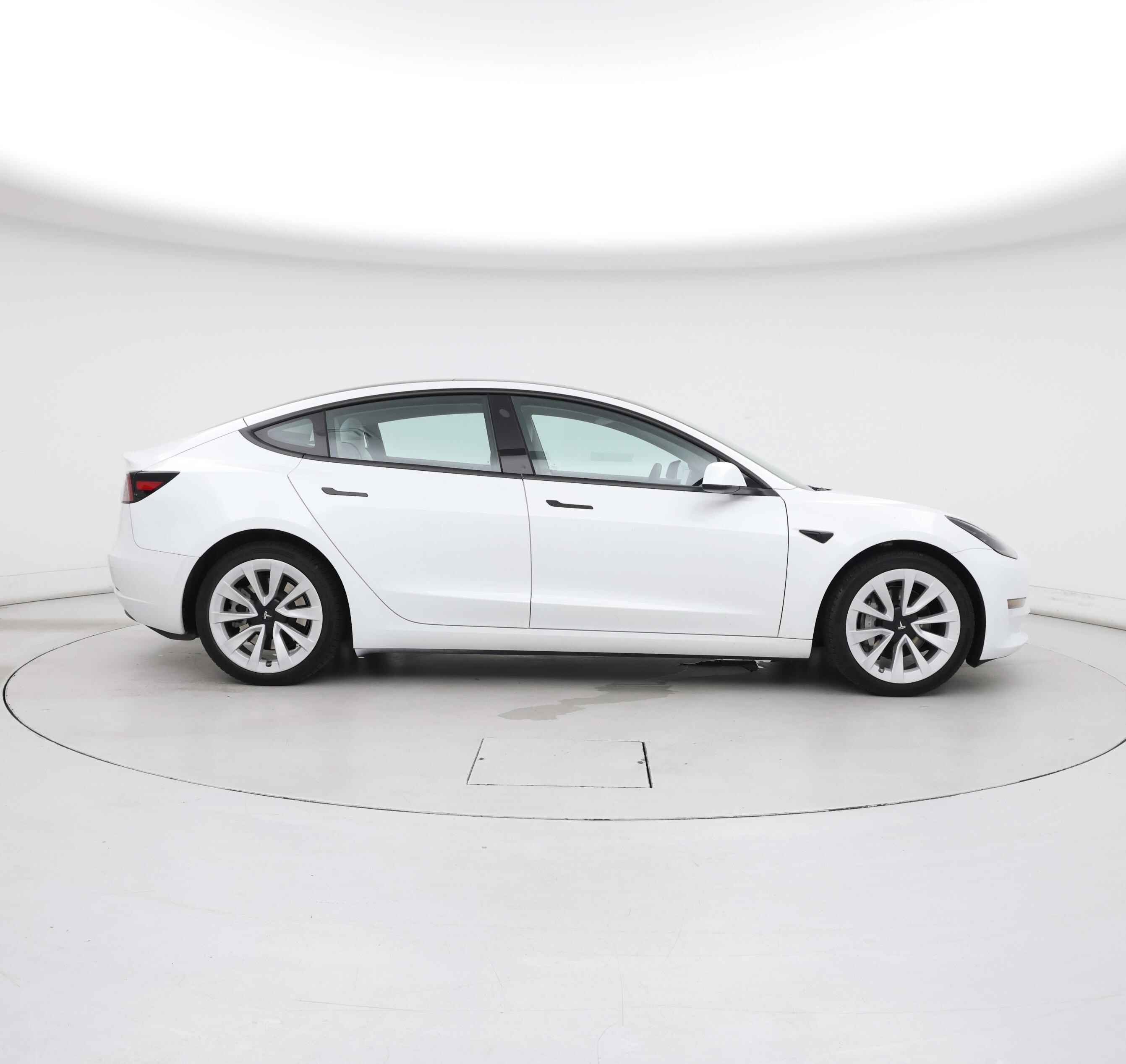 Thumbnail: 2023 Tesla Model 3 - 7