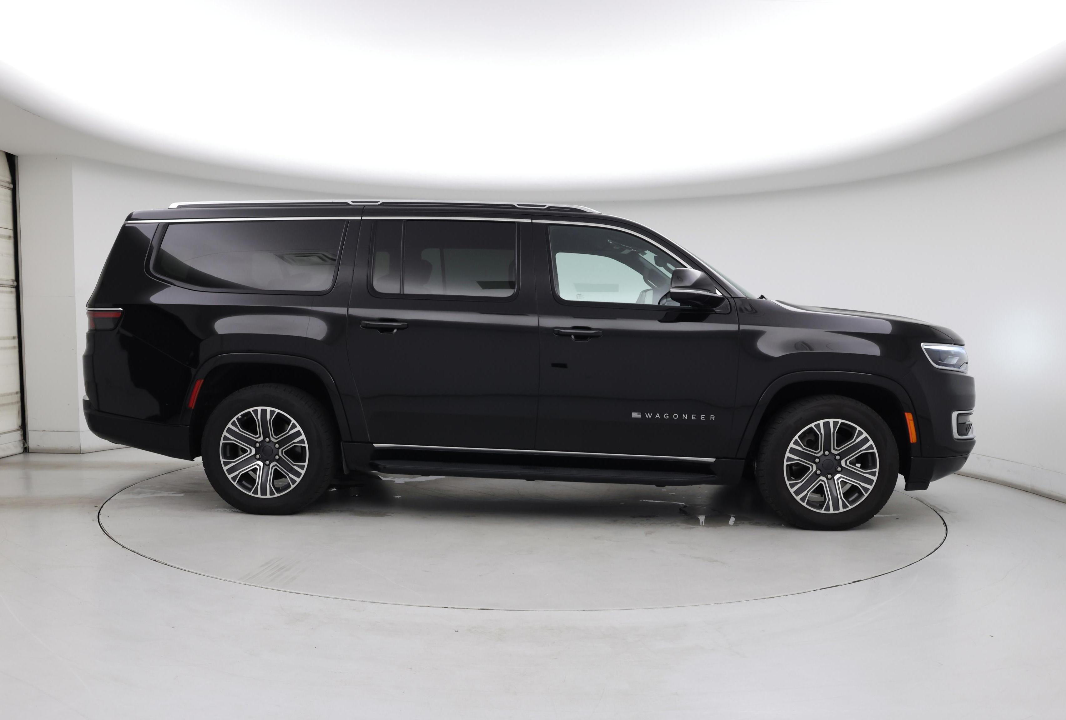 Thumbnail: 2023 Jeep Wagoneer - 7