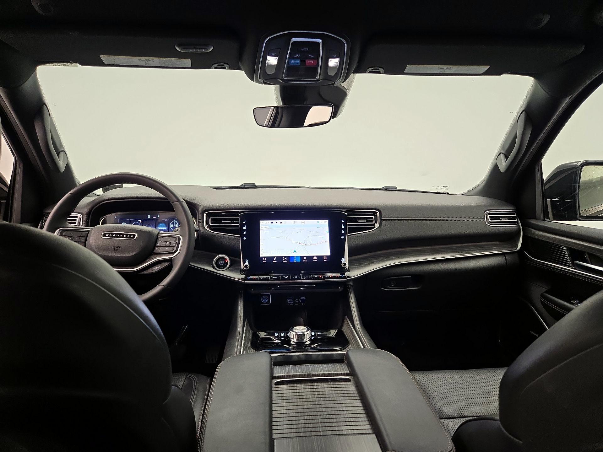 Thumbnail: 2023 Jeep Wagoneer - 9