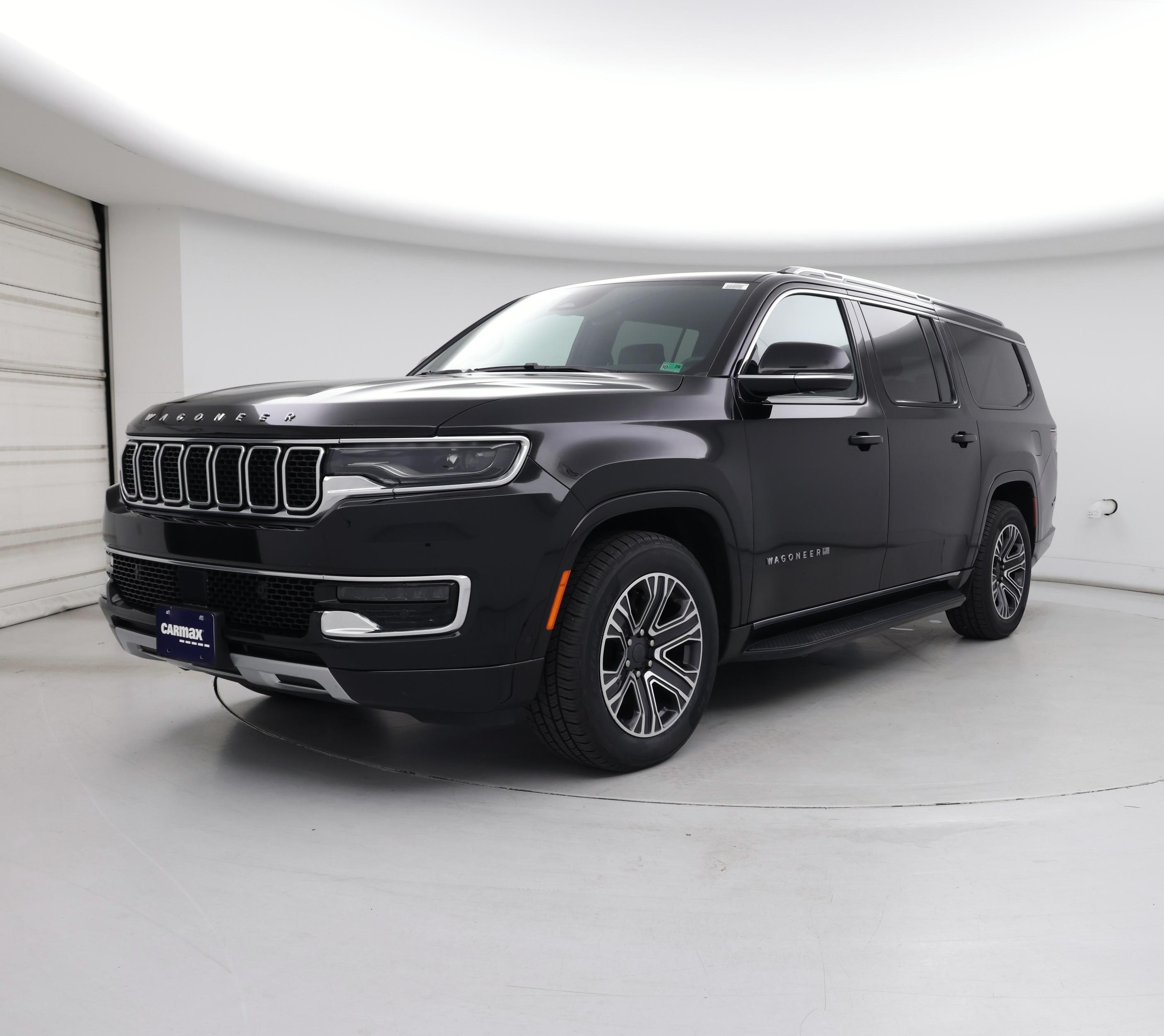 Thumbnail: 2023 Jeep Wagoneer - 4