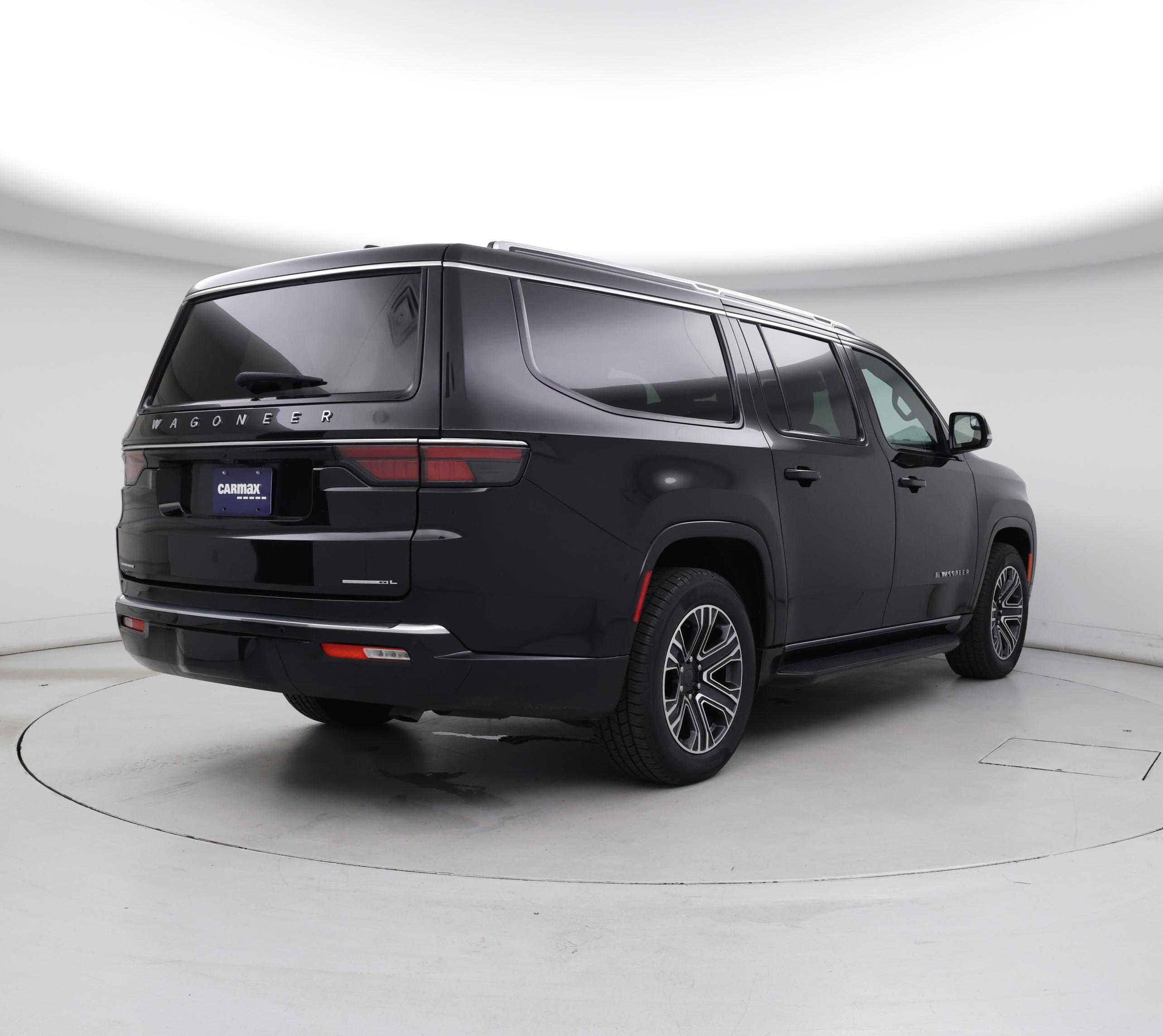 Thumbnail: 2023 Jeep Wagoneer - 8