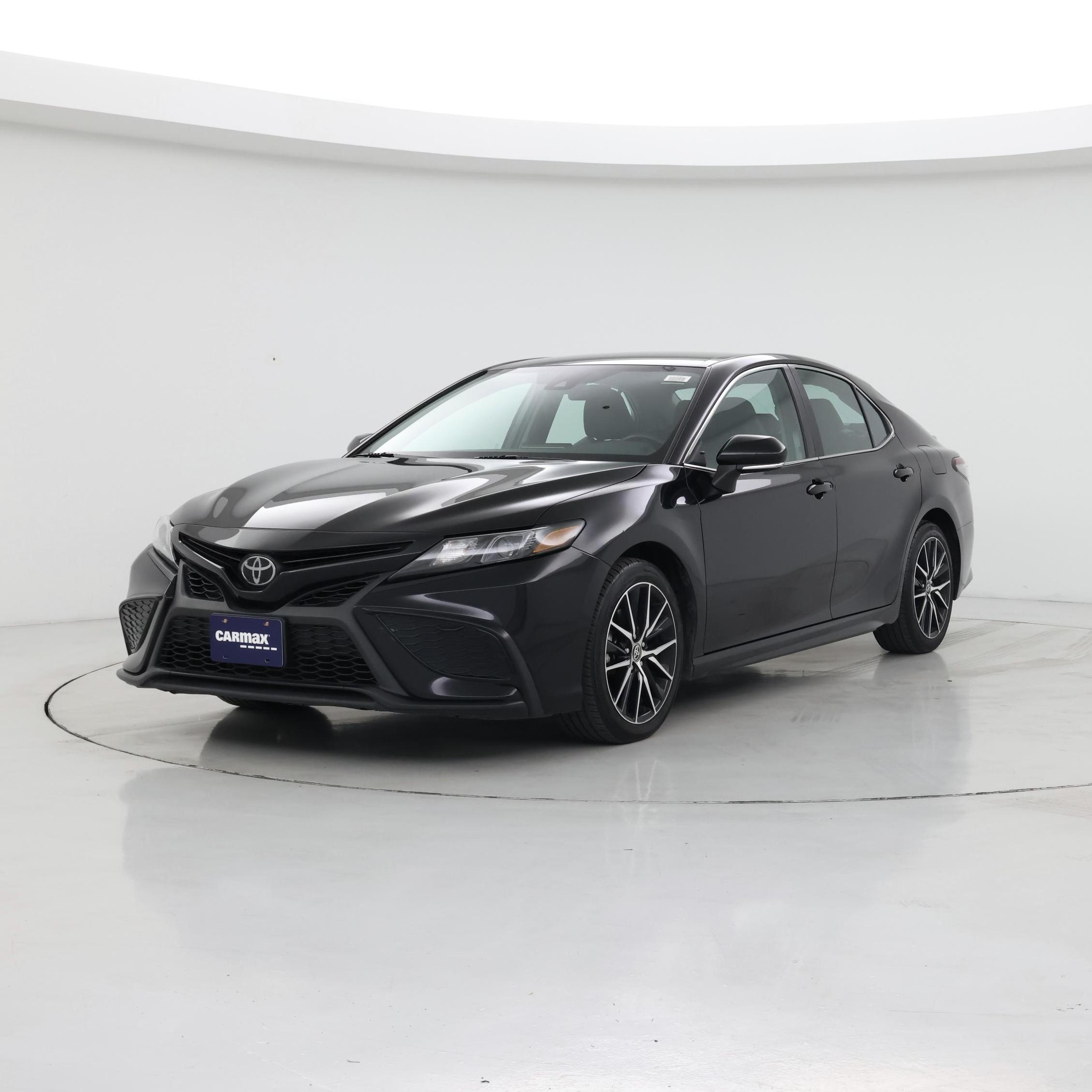 Thumbnail: 2023 Toyota Camry - 4