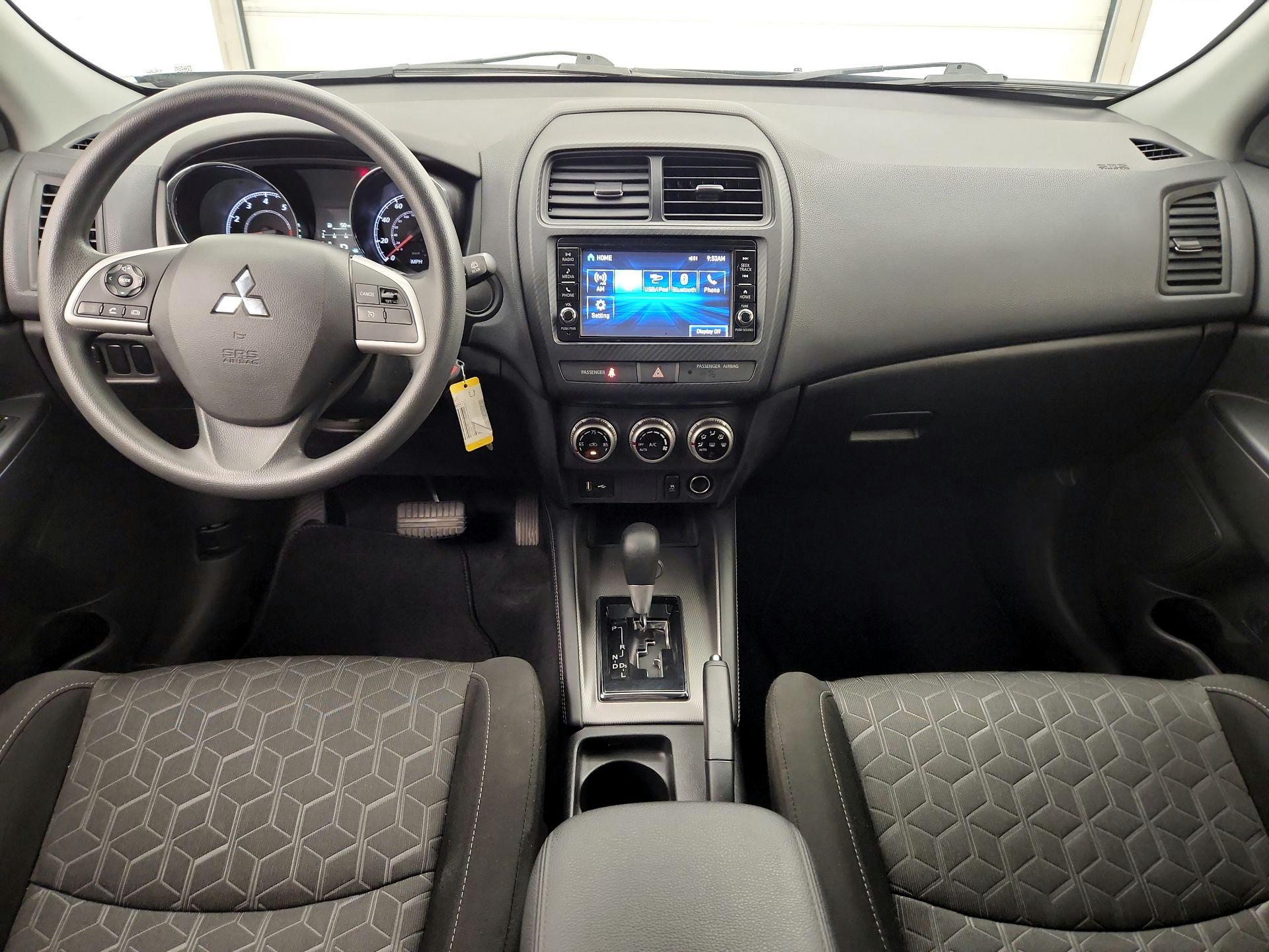 Thumbnail: 2022 Mitsubishi Outlander Sport - 9