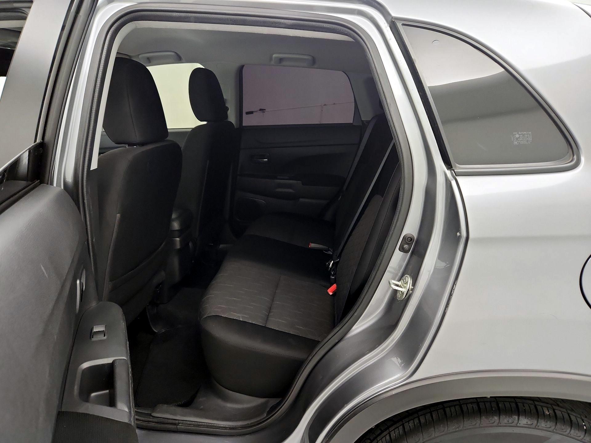 Thumbnail: 2022 Mitsubishi Outlander Sport - 19