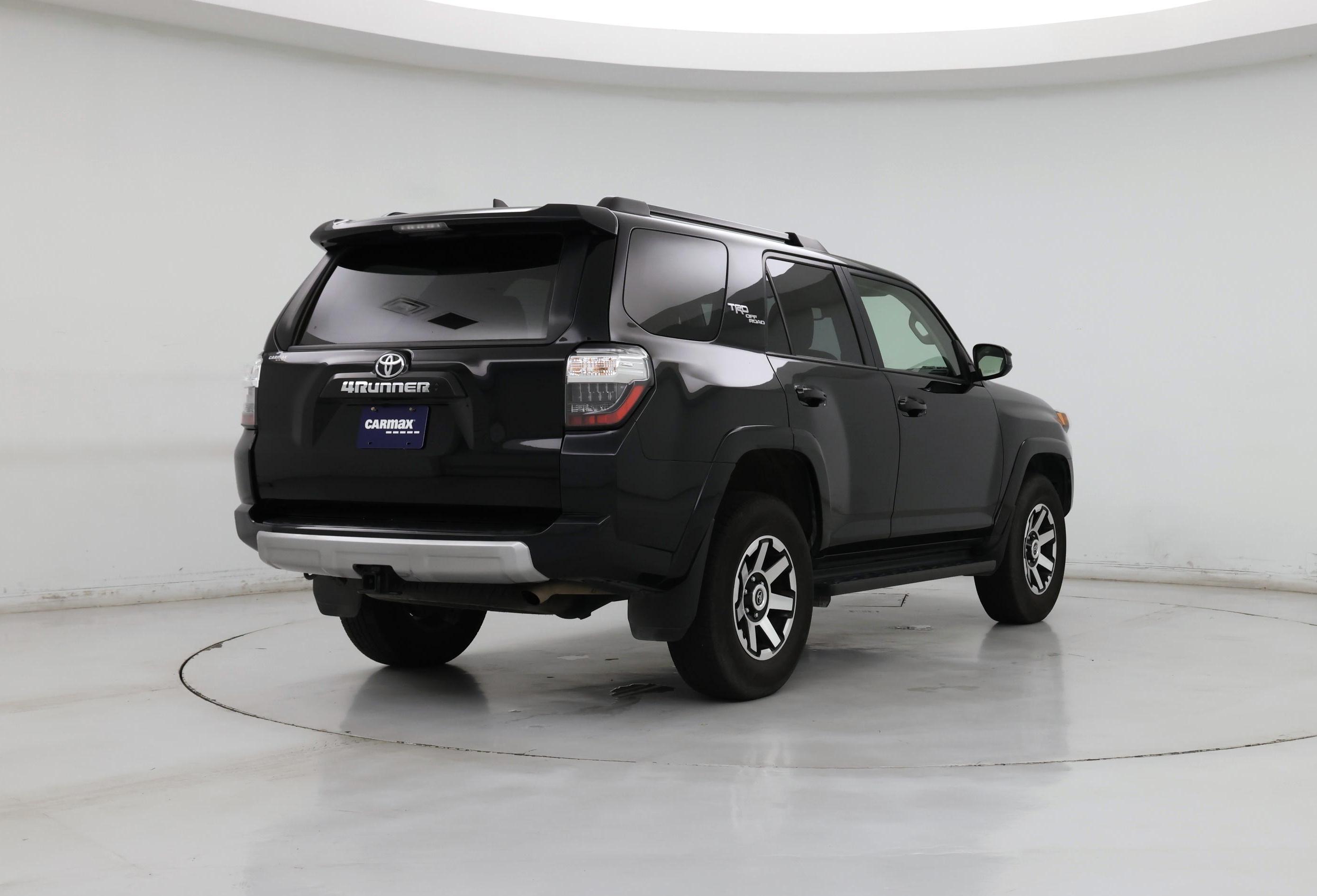 Thumbnail: 2024 Toyota 4Runner - 8