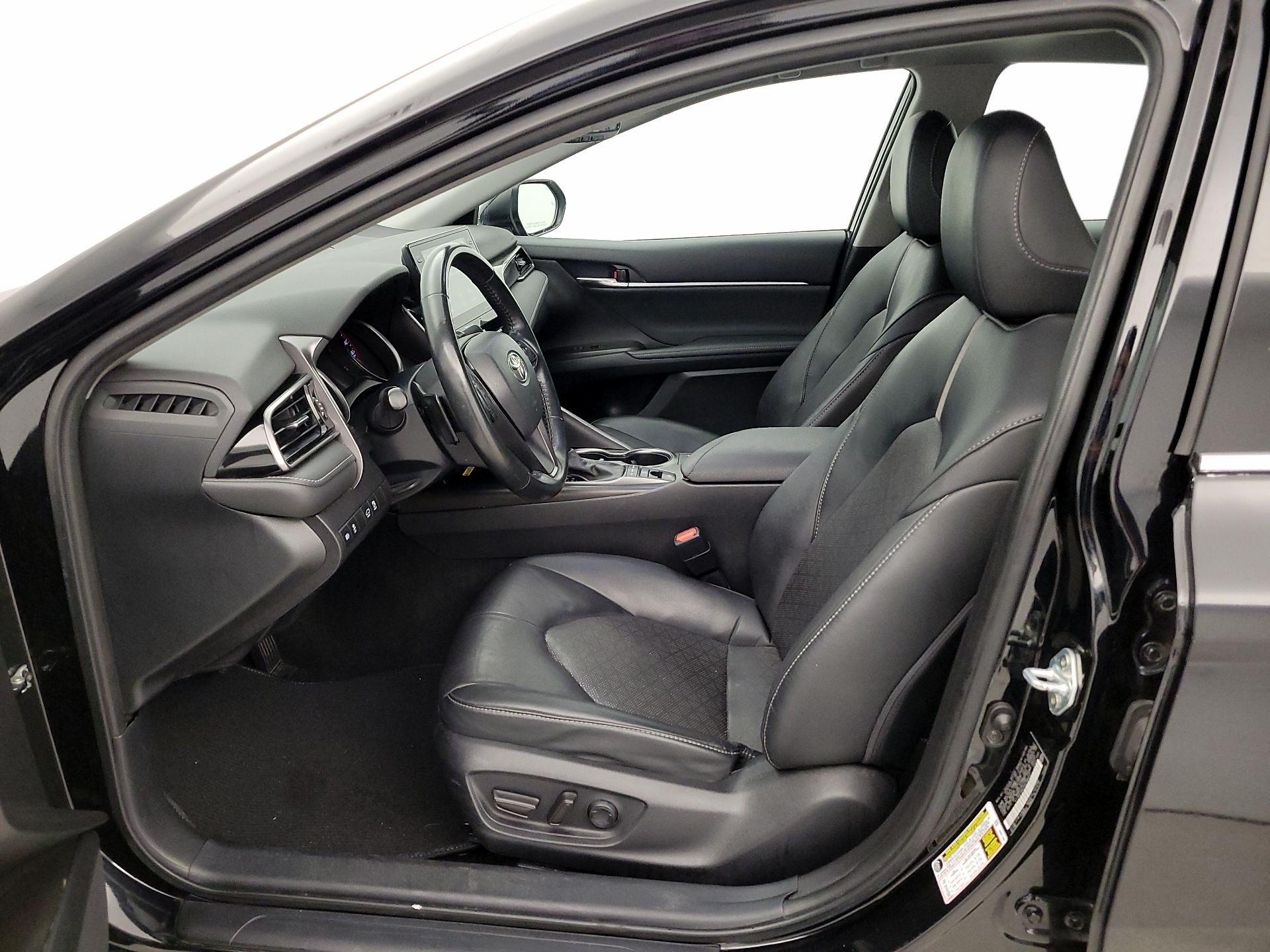 Thumbnail: 2023 Toyota Camry - 11