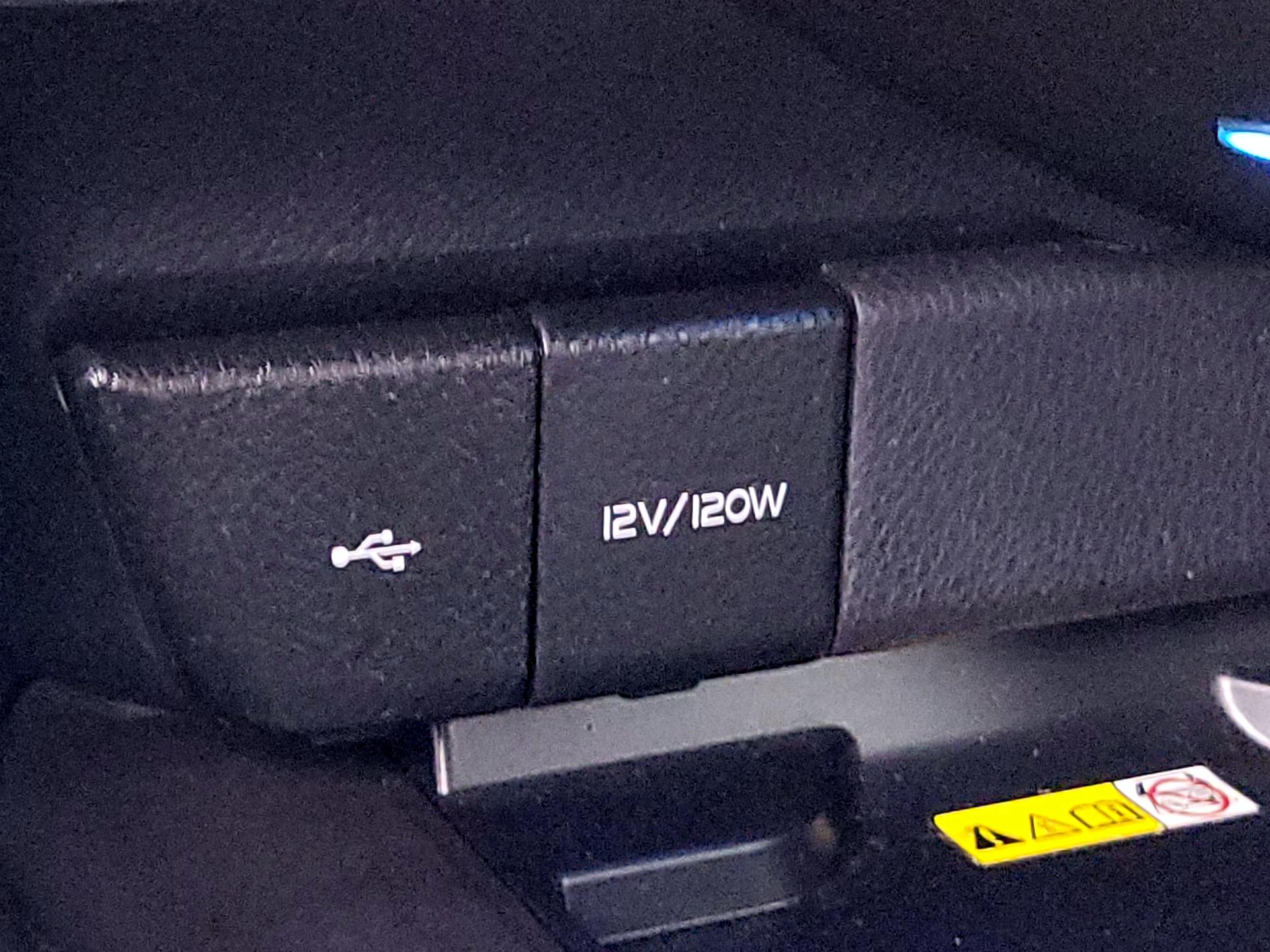 Thumbnail: 2023 Toyota Camry - 18