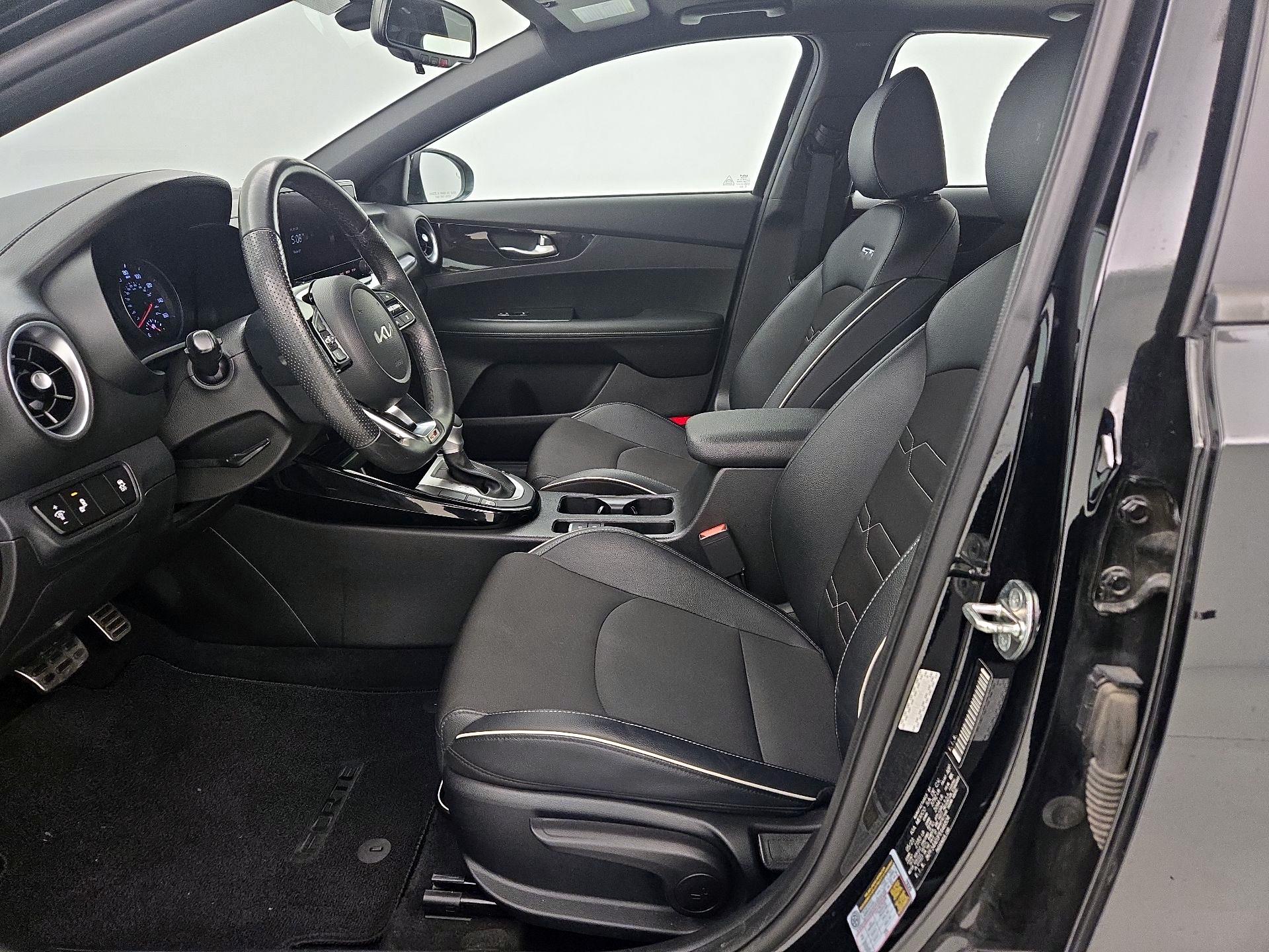 Thumbnail: 2023 Kia Forte - 11