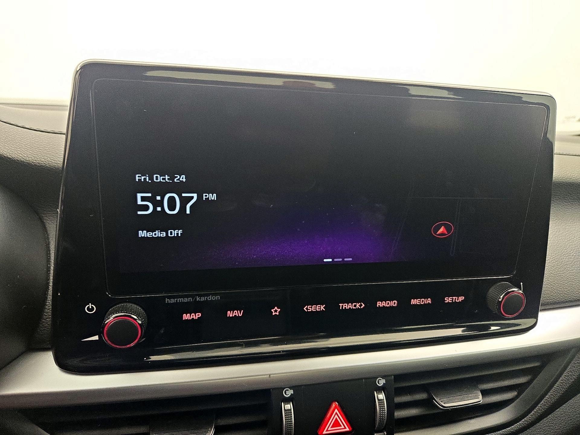 Thumbnail: 2023 Kia Forte - 16