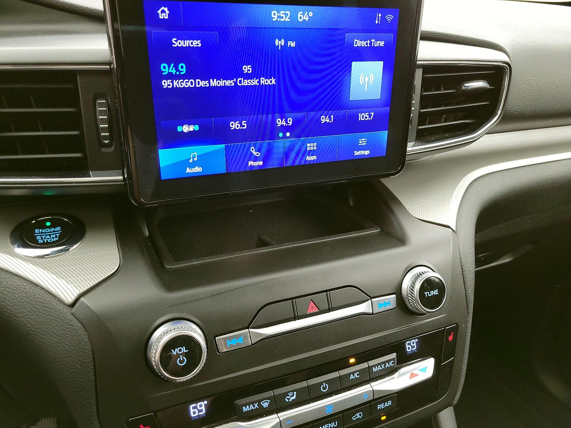 Thumbnail: 2020 Ford Explorer - 15