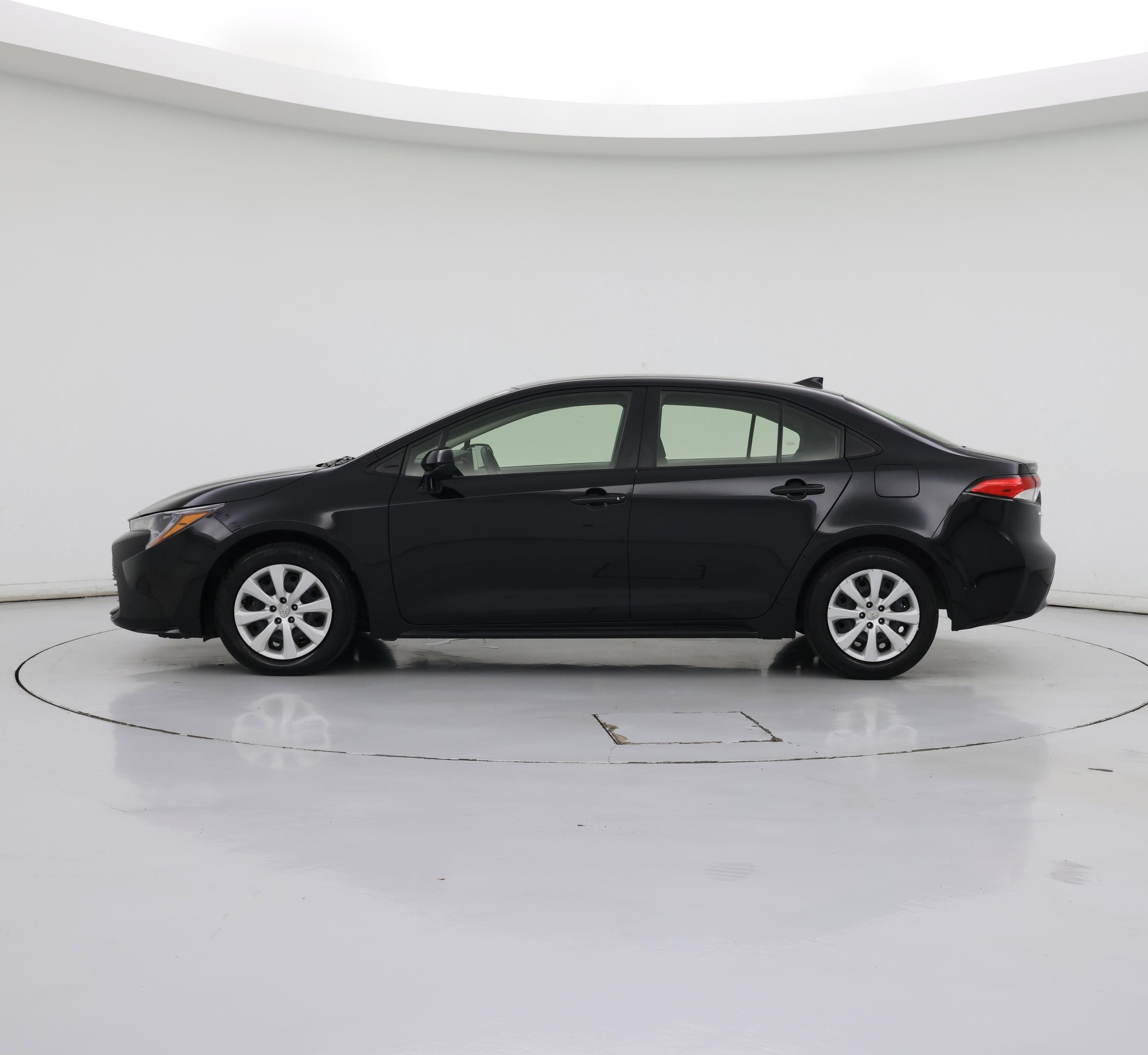 Thumbnail: 2023 Toyota Corolla - 3