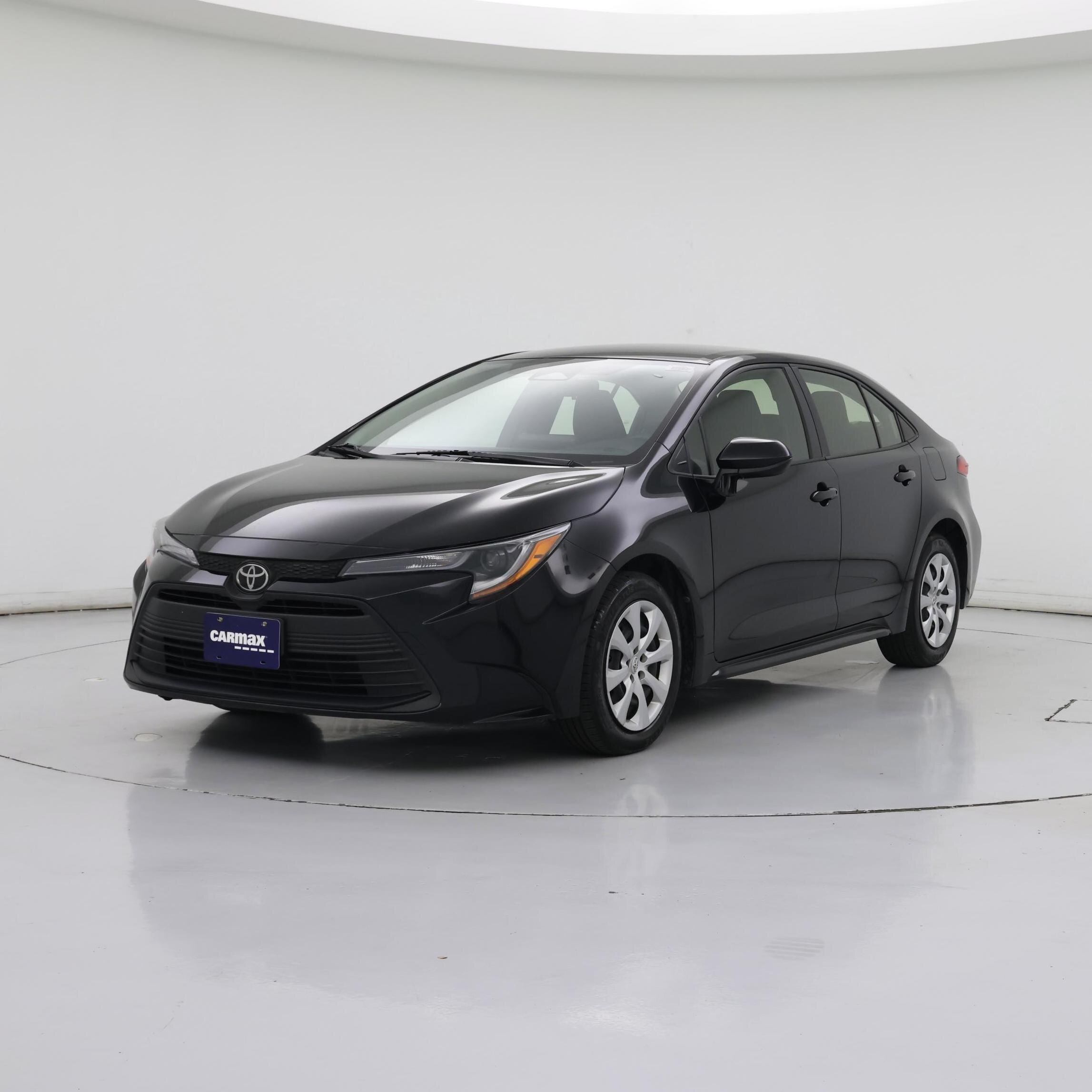 Thumbnail: 2023 Toyota Corolla - 4