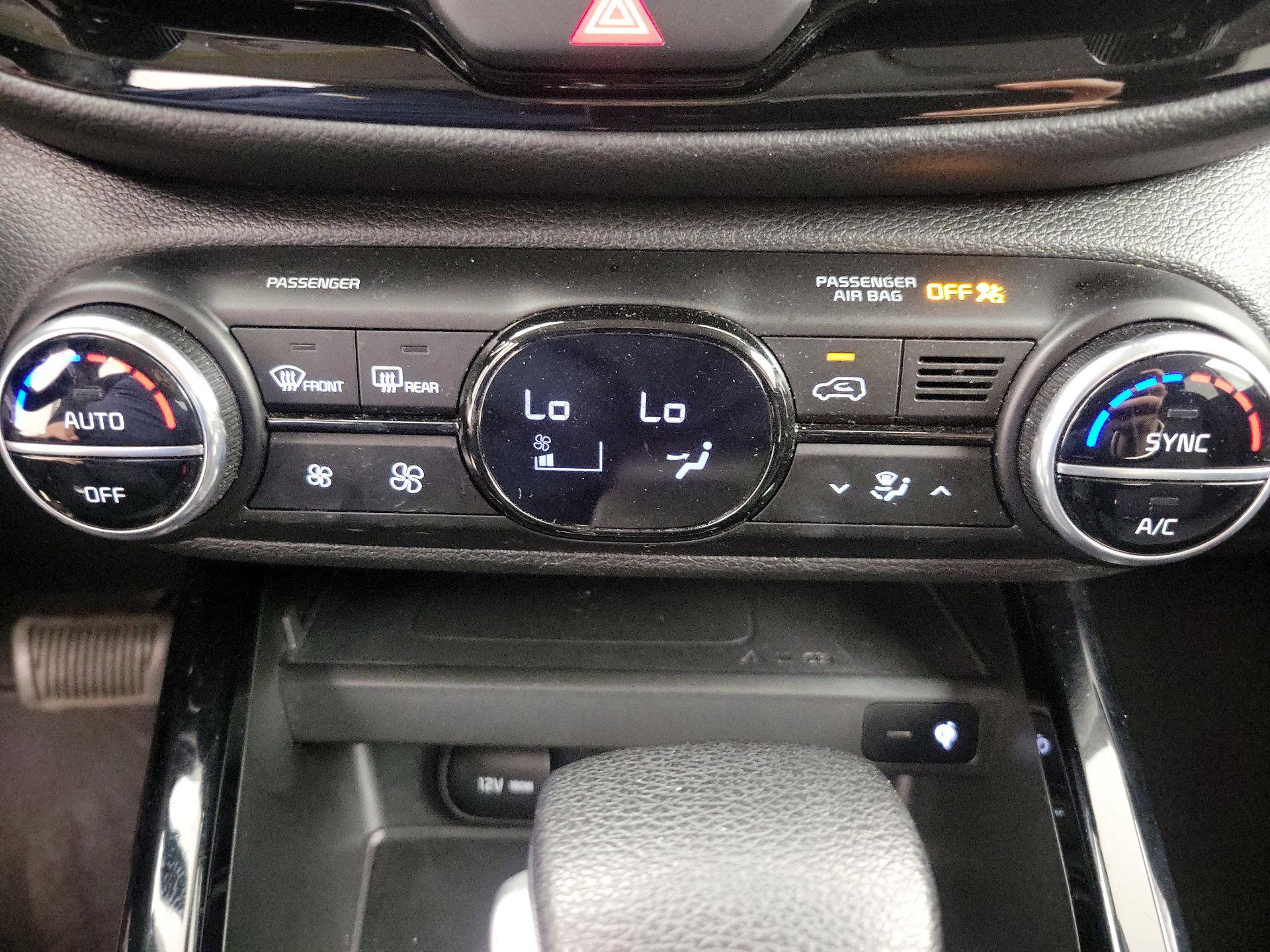 Thumbnail: 2023 Kia Soul - 17