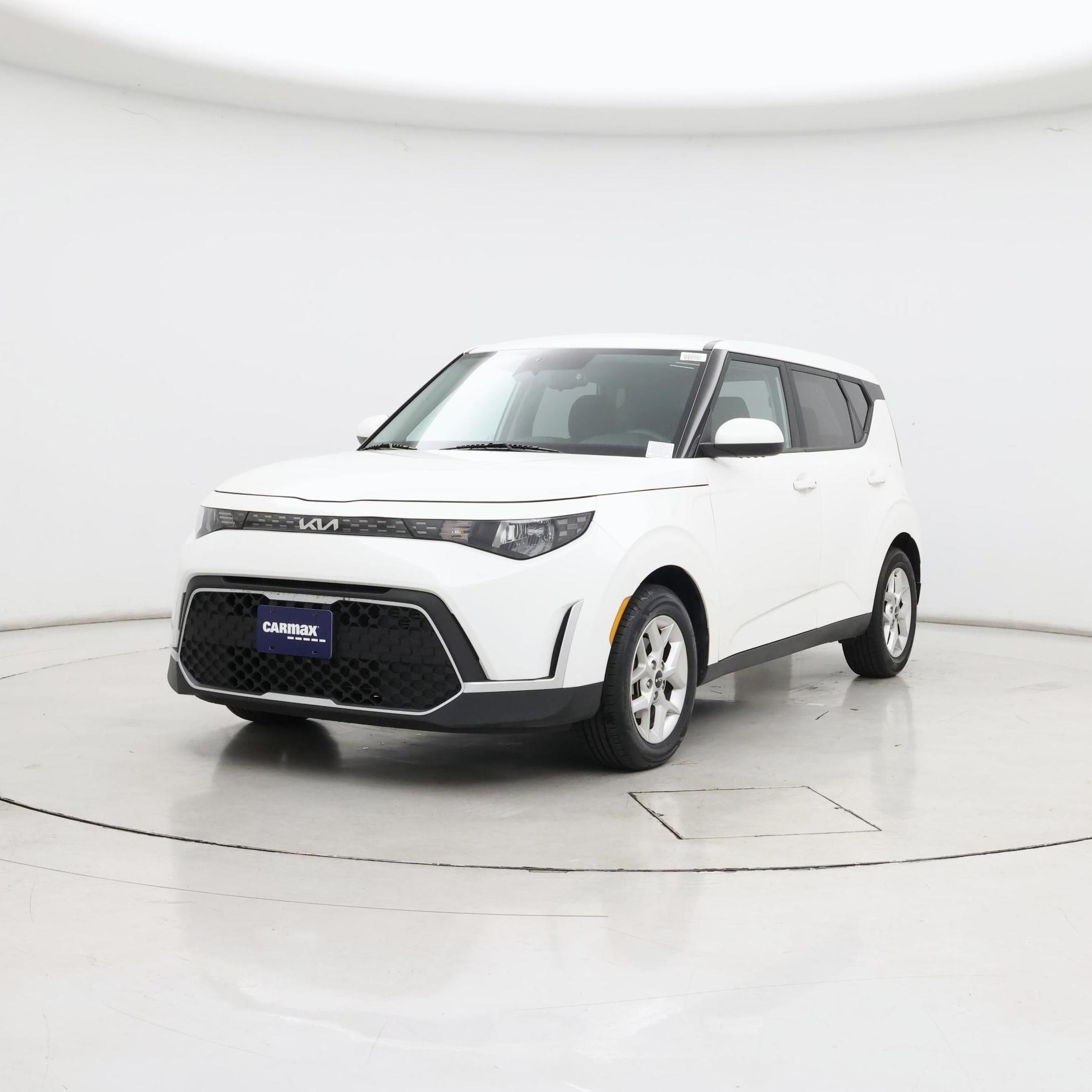 Thumbnail: 2023 Kia Soul - 4