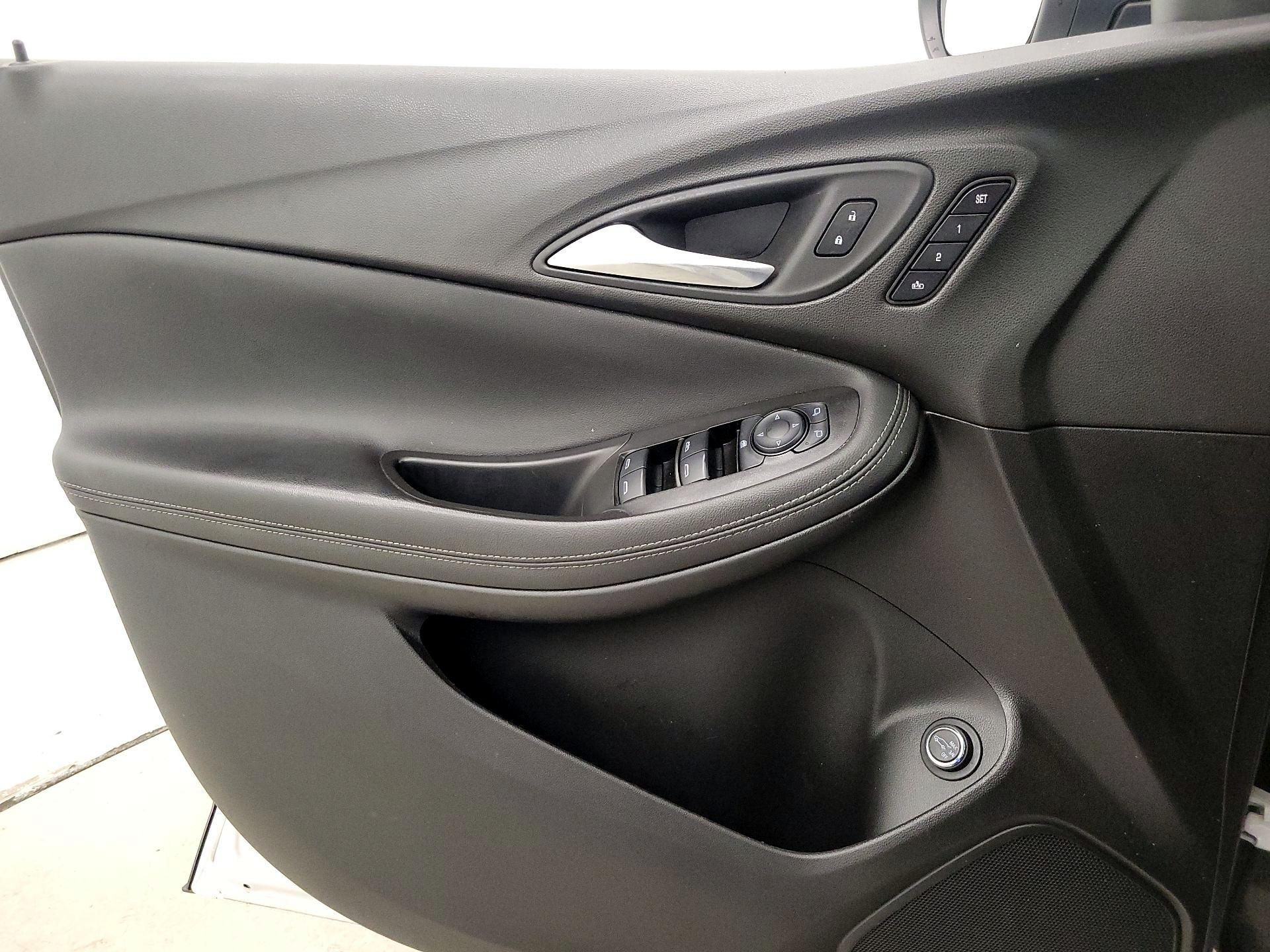 Thumbnail: 2023 Buick Encore GX - 12