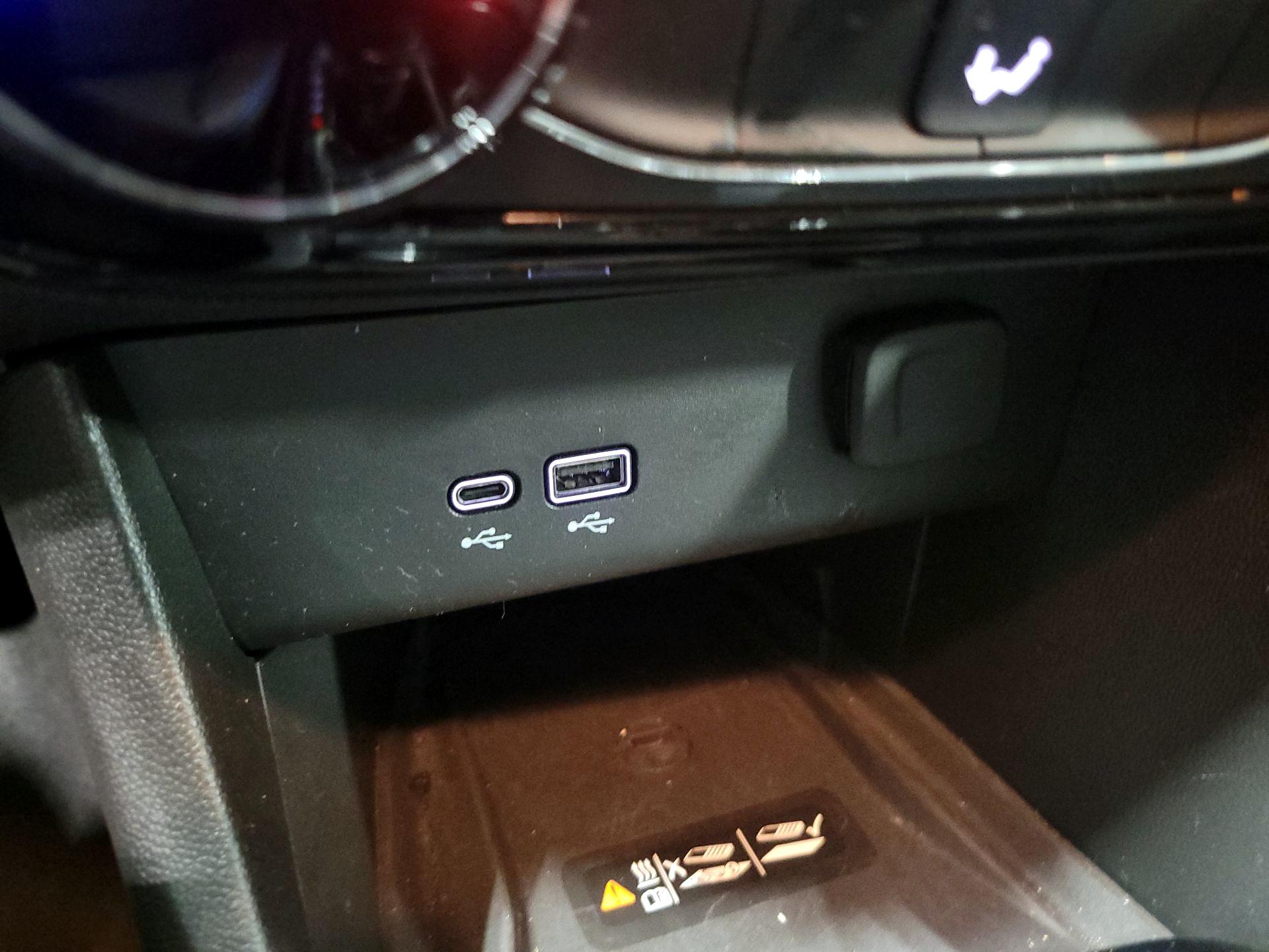 Thumbnail: 2025 Buick Encore GX - 18