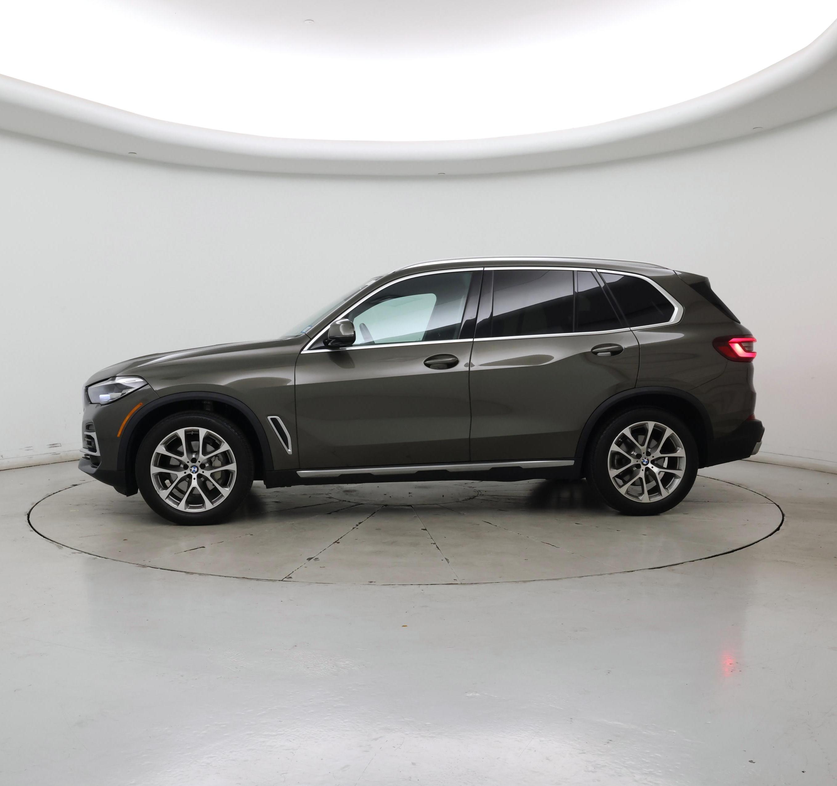 Thumbnail: 2023 BMW X5 - 3