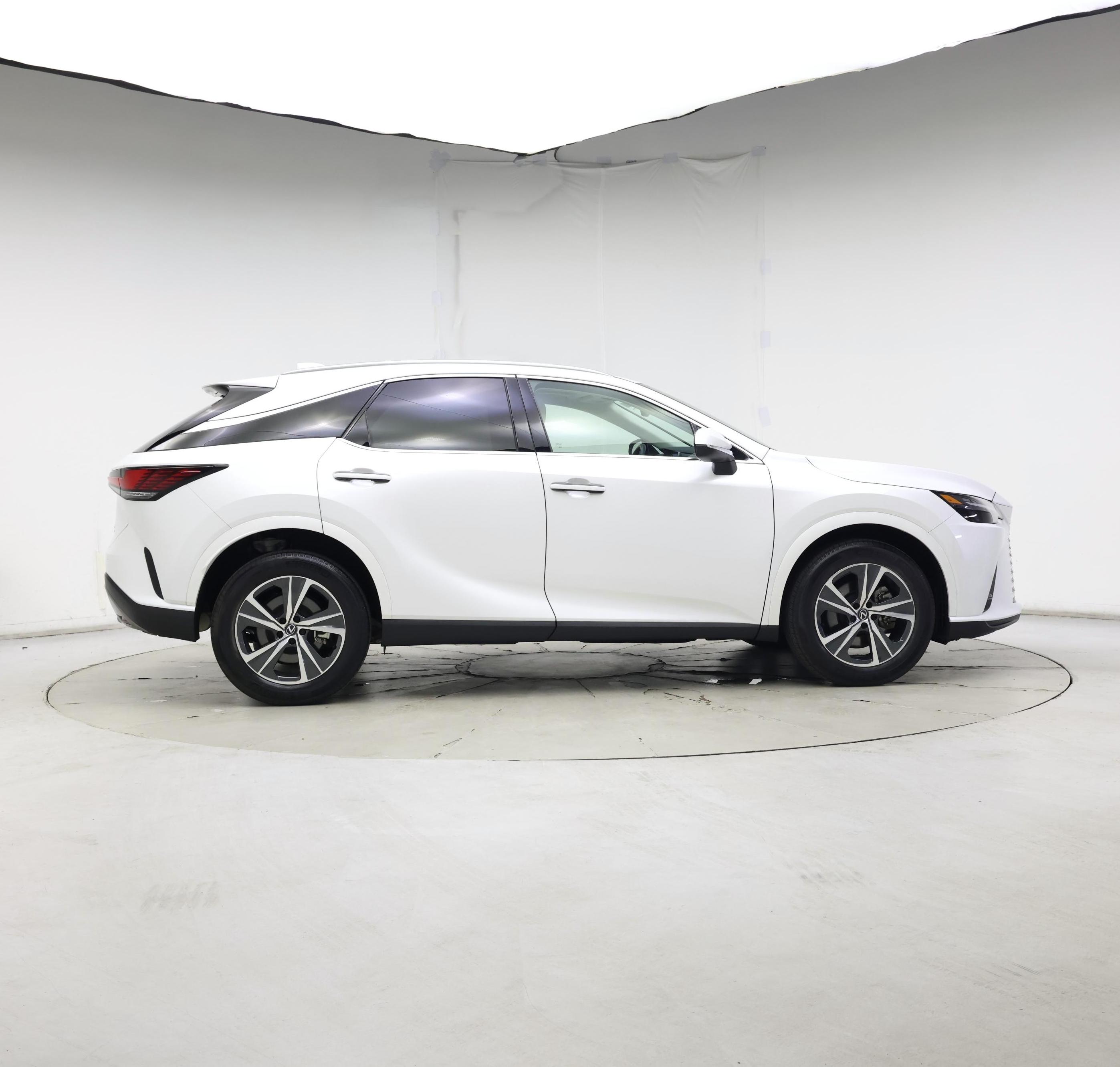 Thumbnail: 2024 Lexus RX - 7