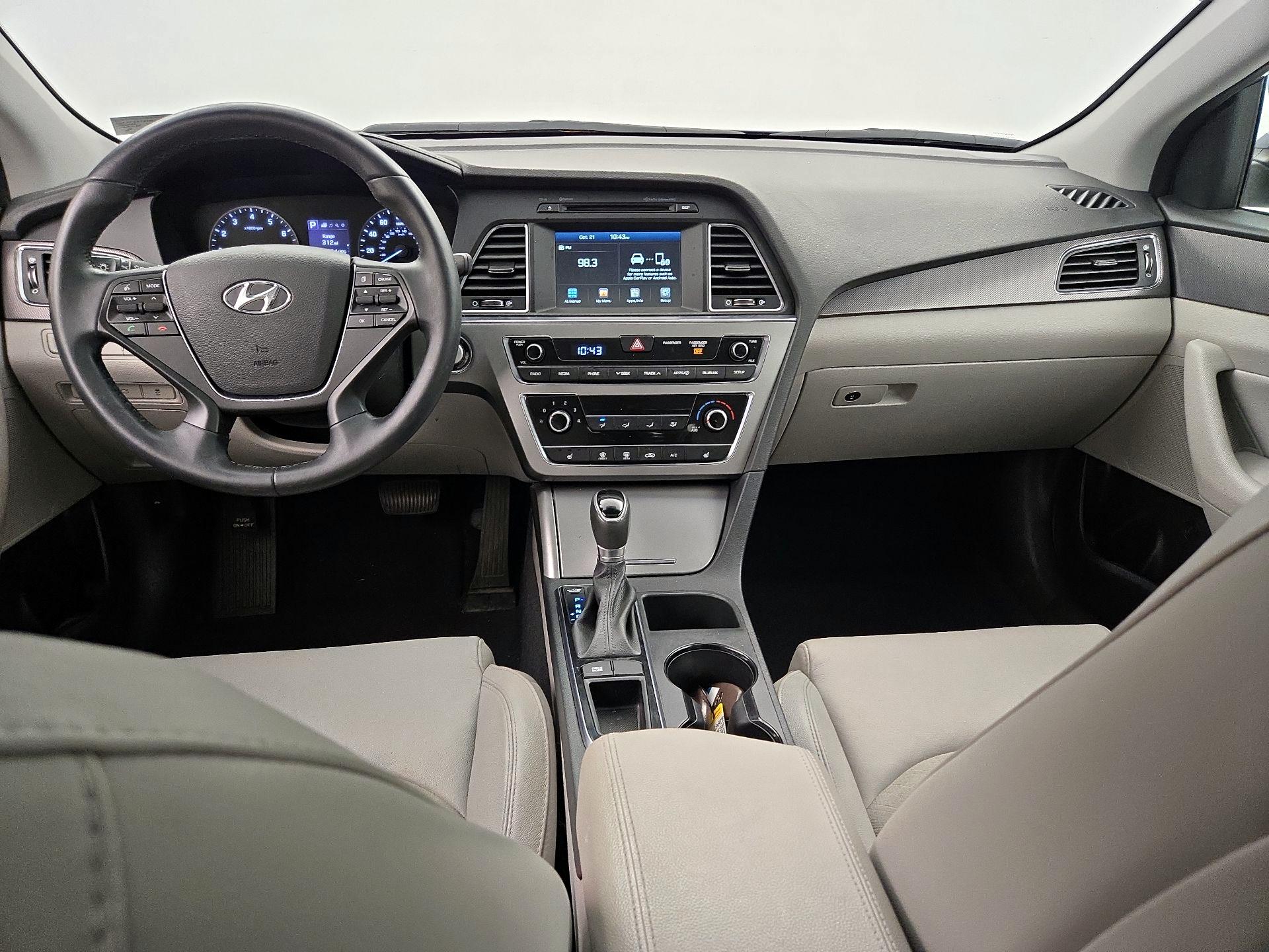 Thumbnail: 2017 Hyundai Sonata - 9