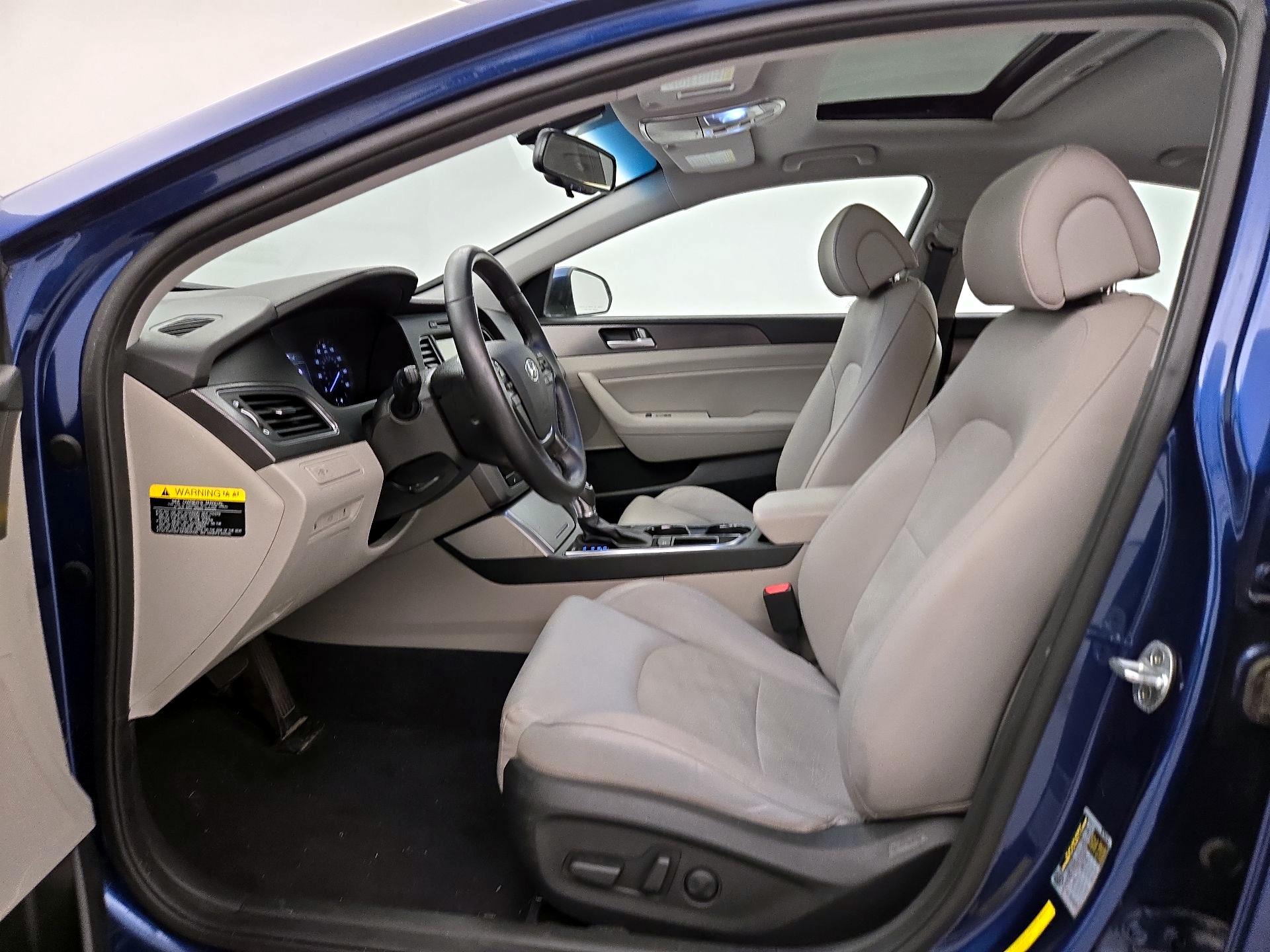 Thumbnail: 2017 Hyundai Sonata - 11