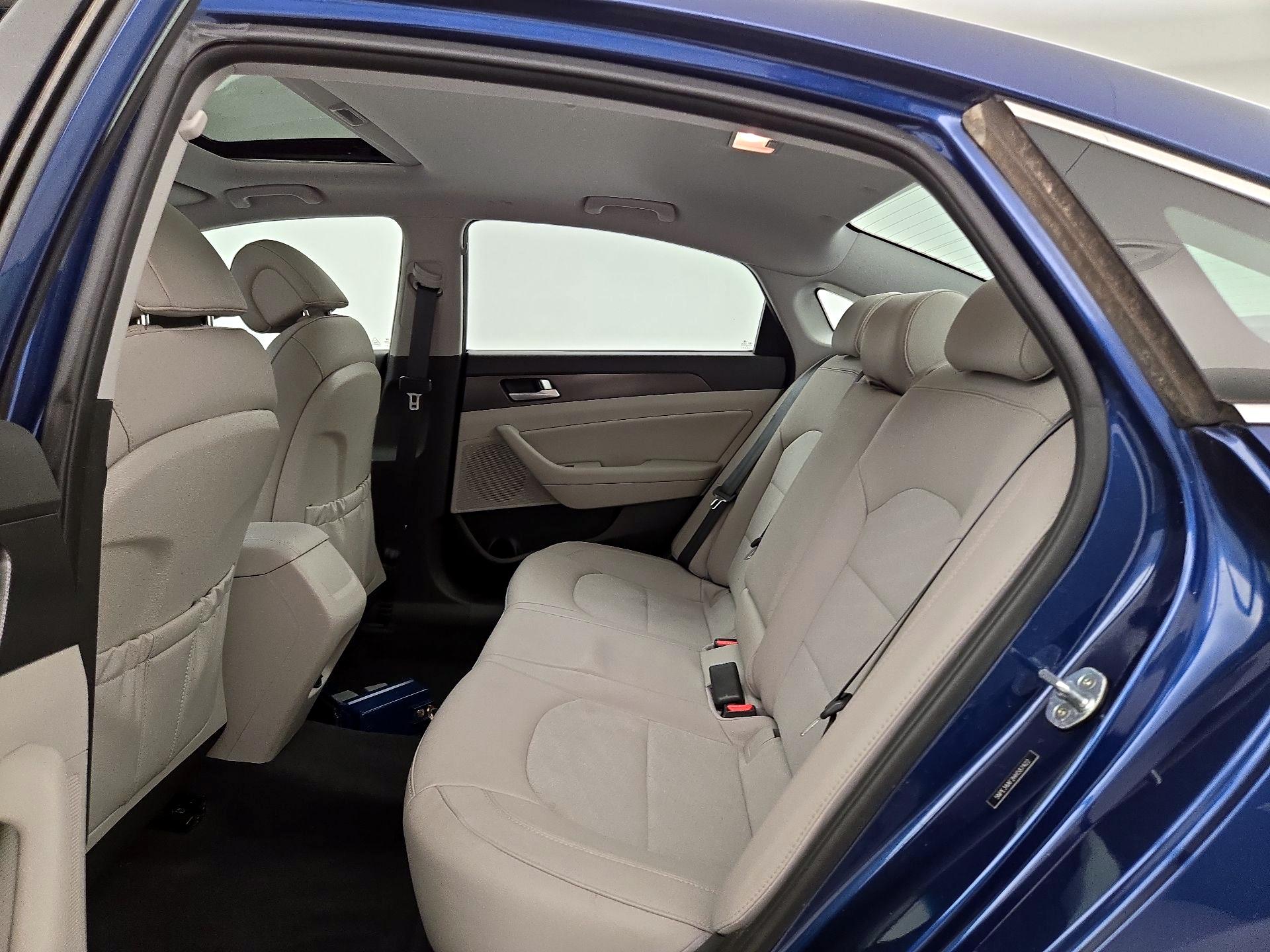 Thumbnail: 2017 Hyundai Sonata - 20