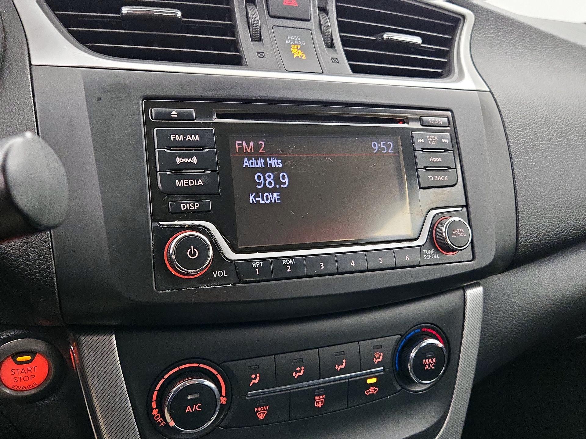 Thumbnail: 2015 Nissan Sentra - 15