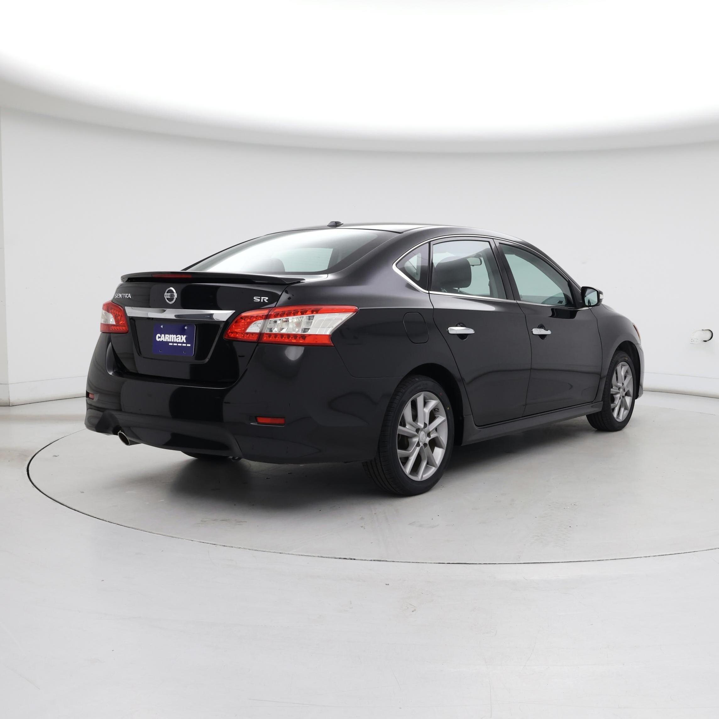 Thumbnail: 2015 Nissan Sentra - 8