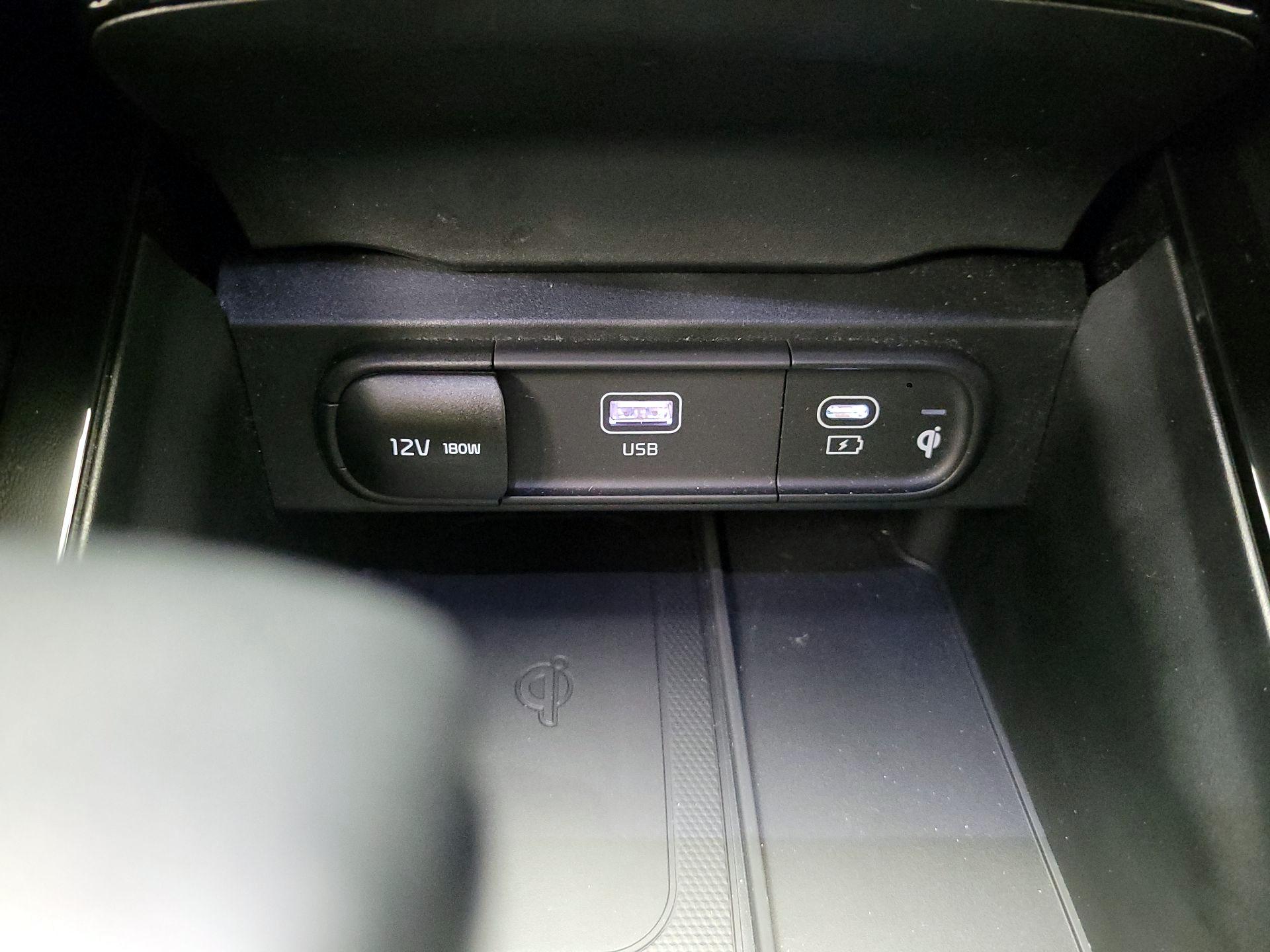 Thumbnail: 2024 Kia Telluride - 19