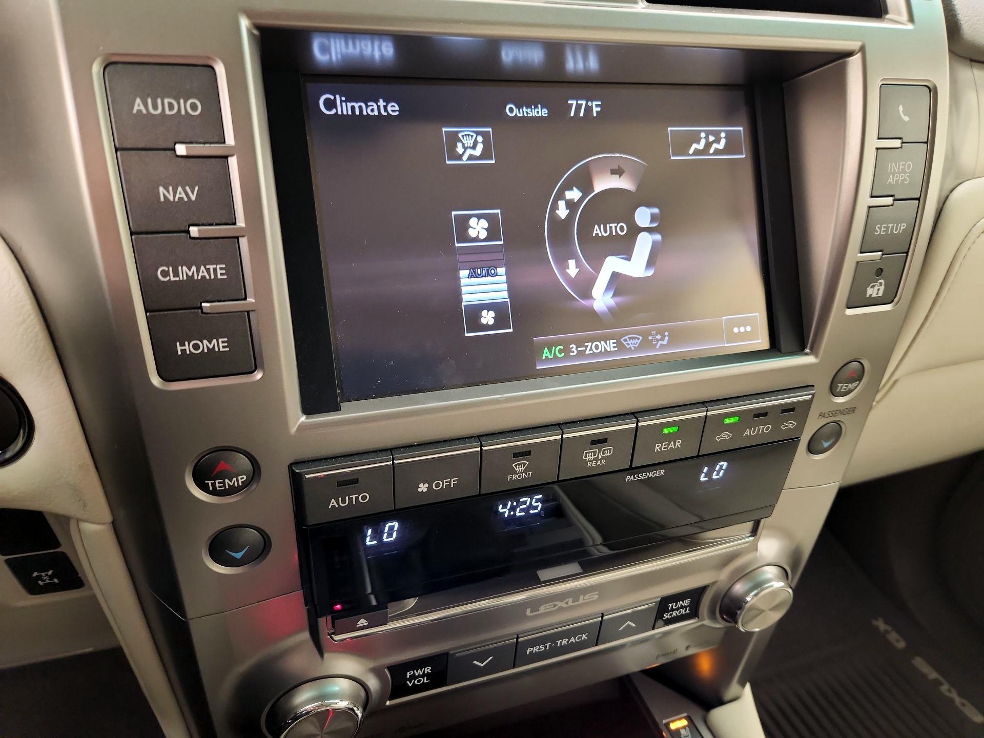 Thumbnail: 2019 Lexus GX - 17