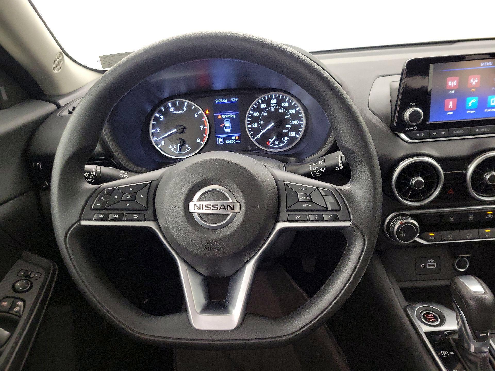 Thumbnail: 2020 Nissan Sentra - 10