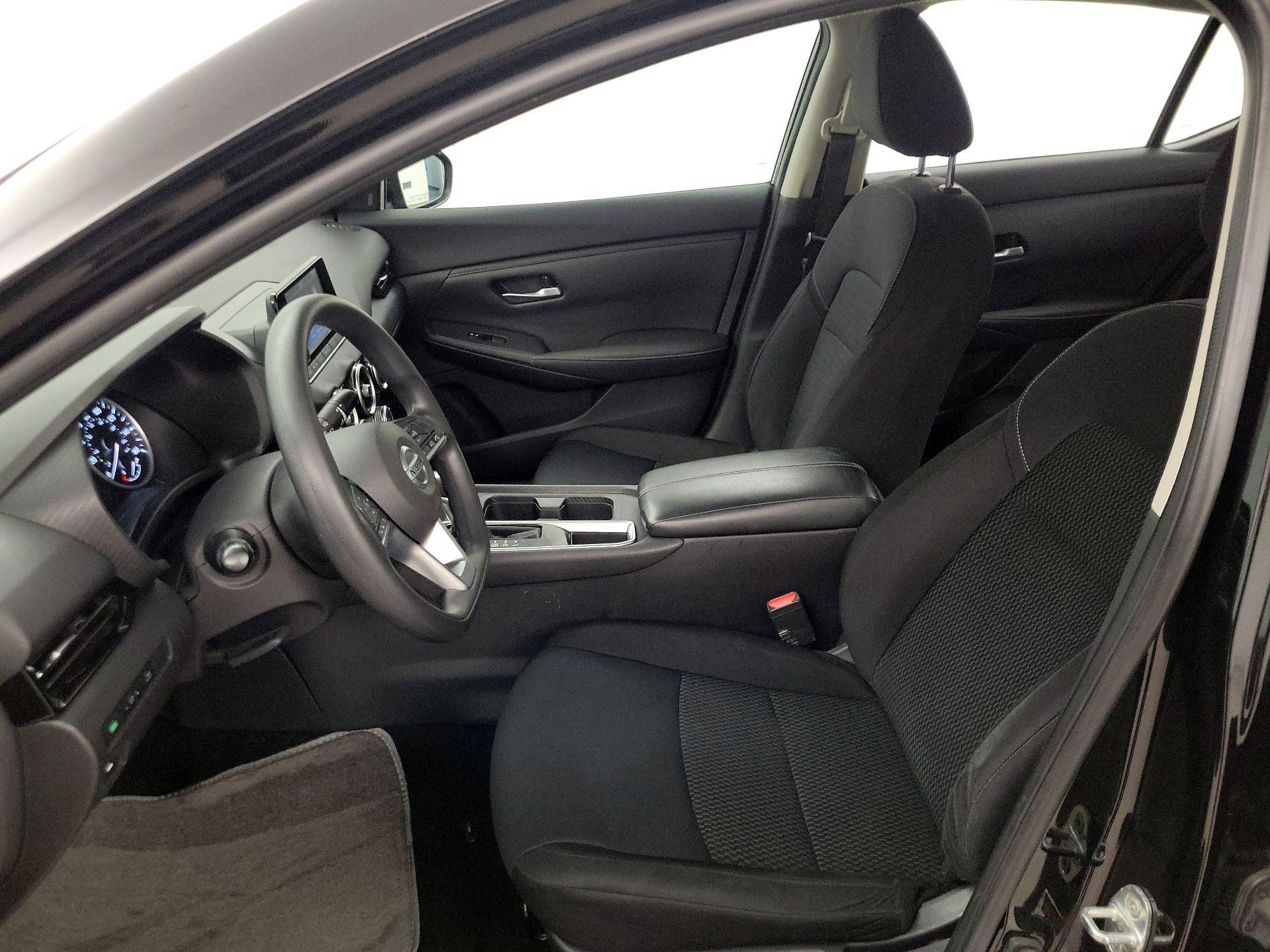 Thumbnail: 2020 Nissan Sentra - 11