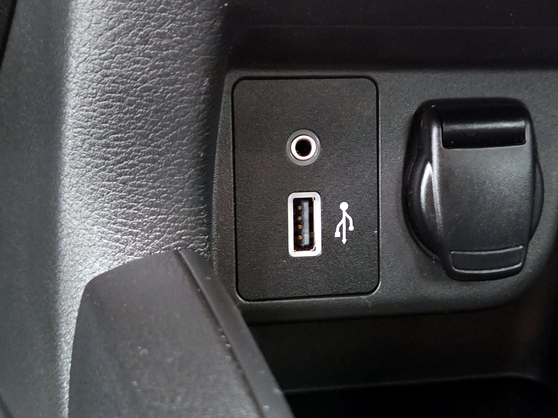 Thumbnail: 2021 Nissan Versa - 18