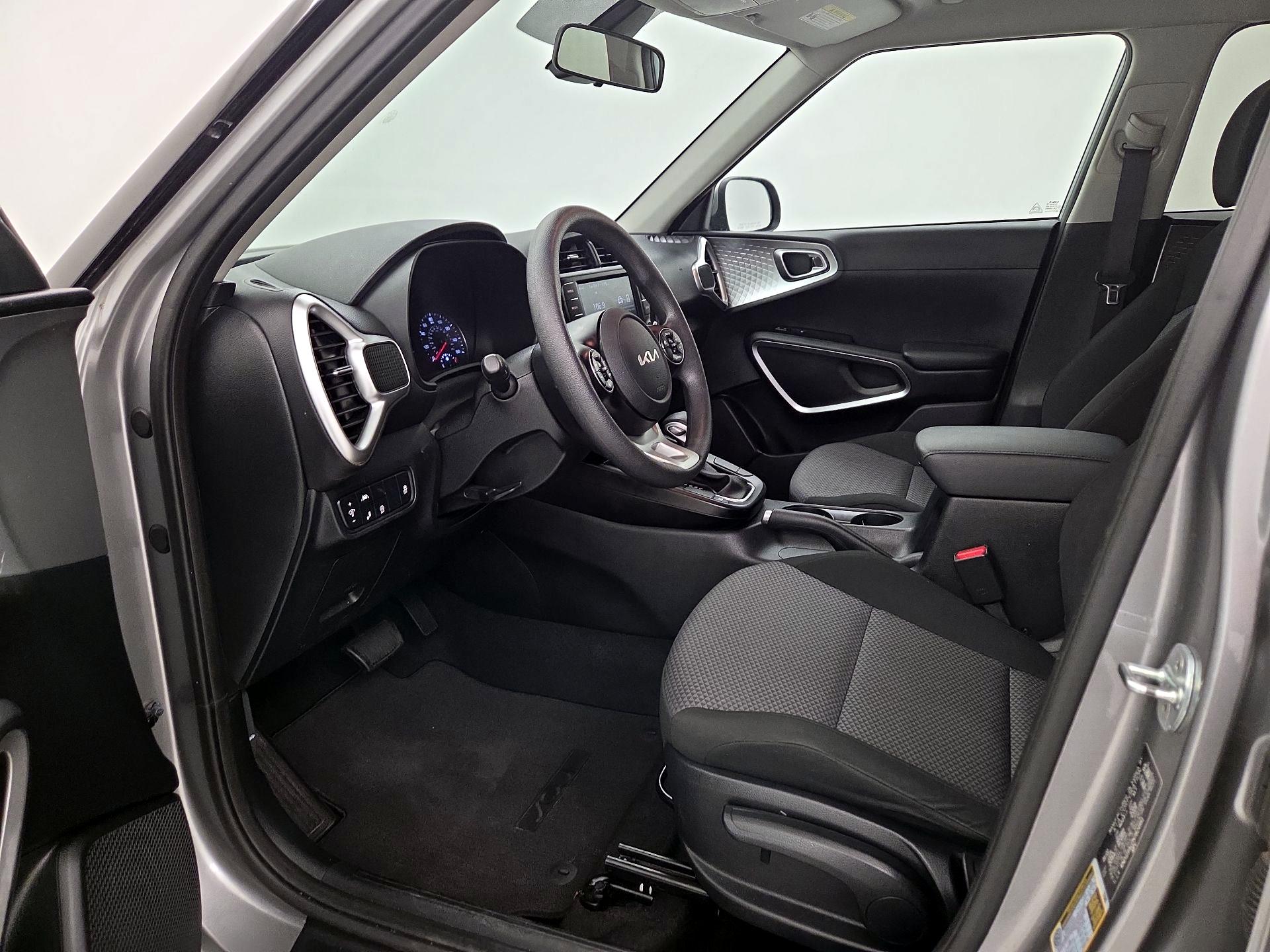 Thumbnail: 2022 Kia Soul - 11