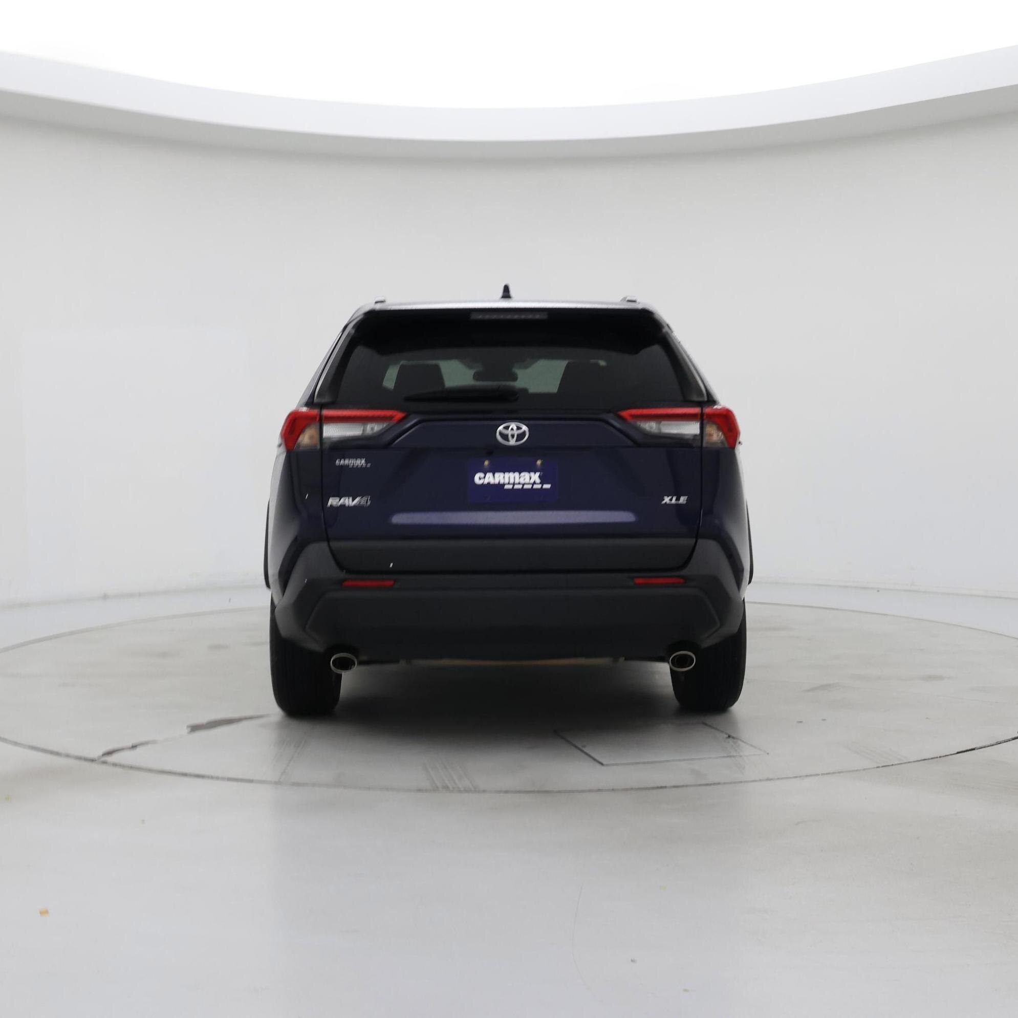 Thumbnail: 2021 Toyota RAV4 - 6