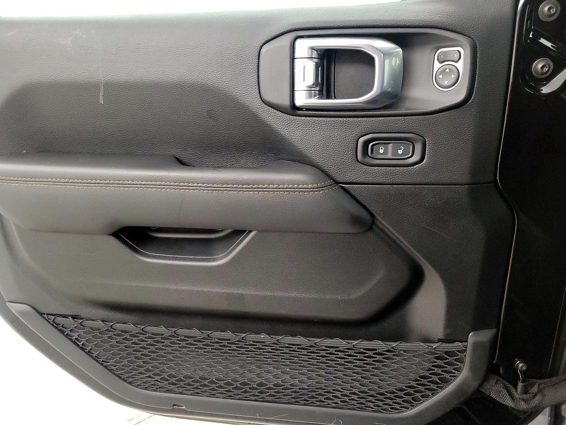 Thumbnail: 2021 Jeep Wrangler - 12