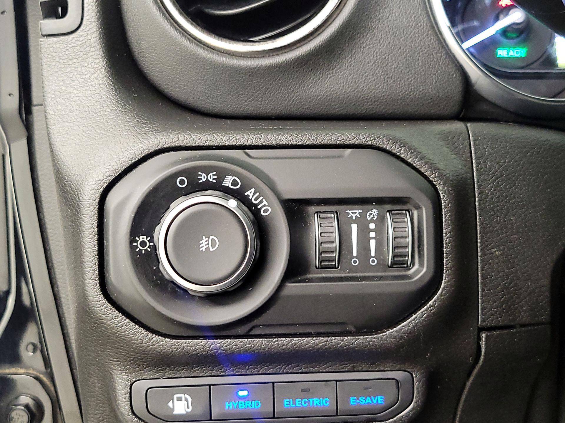 Thumbnail: 2021 Jeep Wrangler - 13