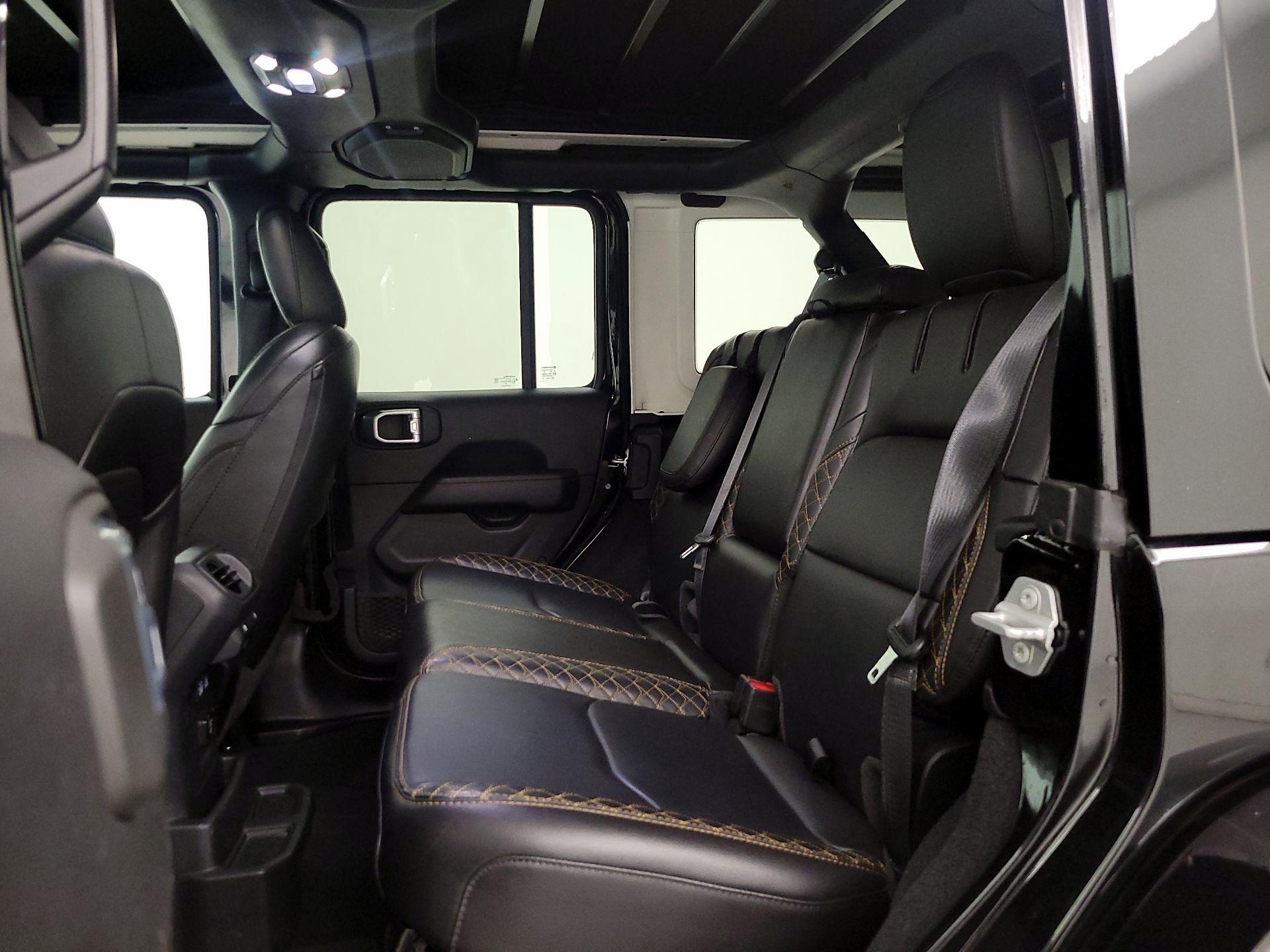 Thumbnail: 2021 Jeep Wrangler - 19