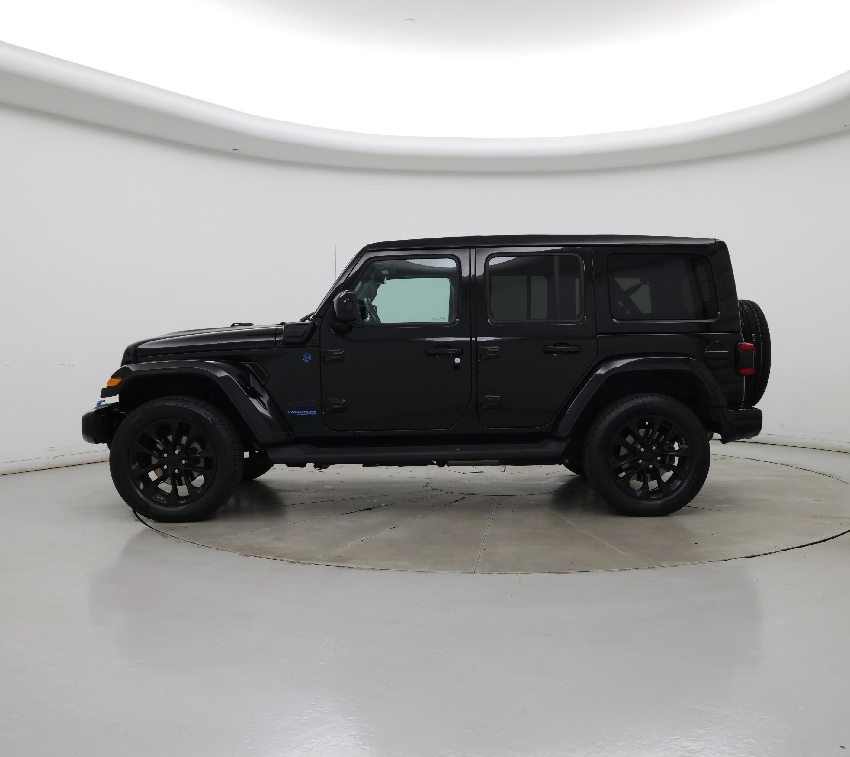 Thumbnail: 2021 Jeep Wrangler - 3
