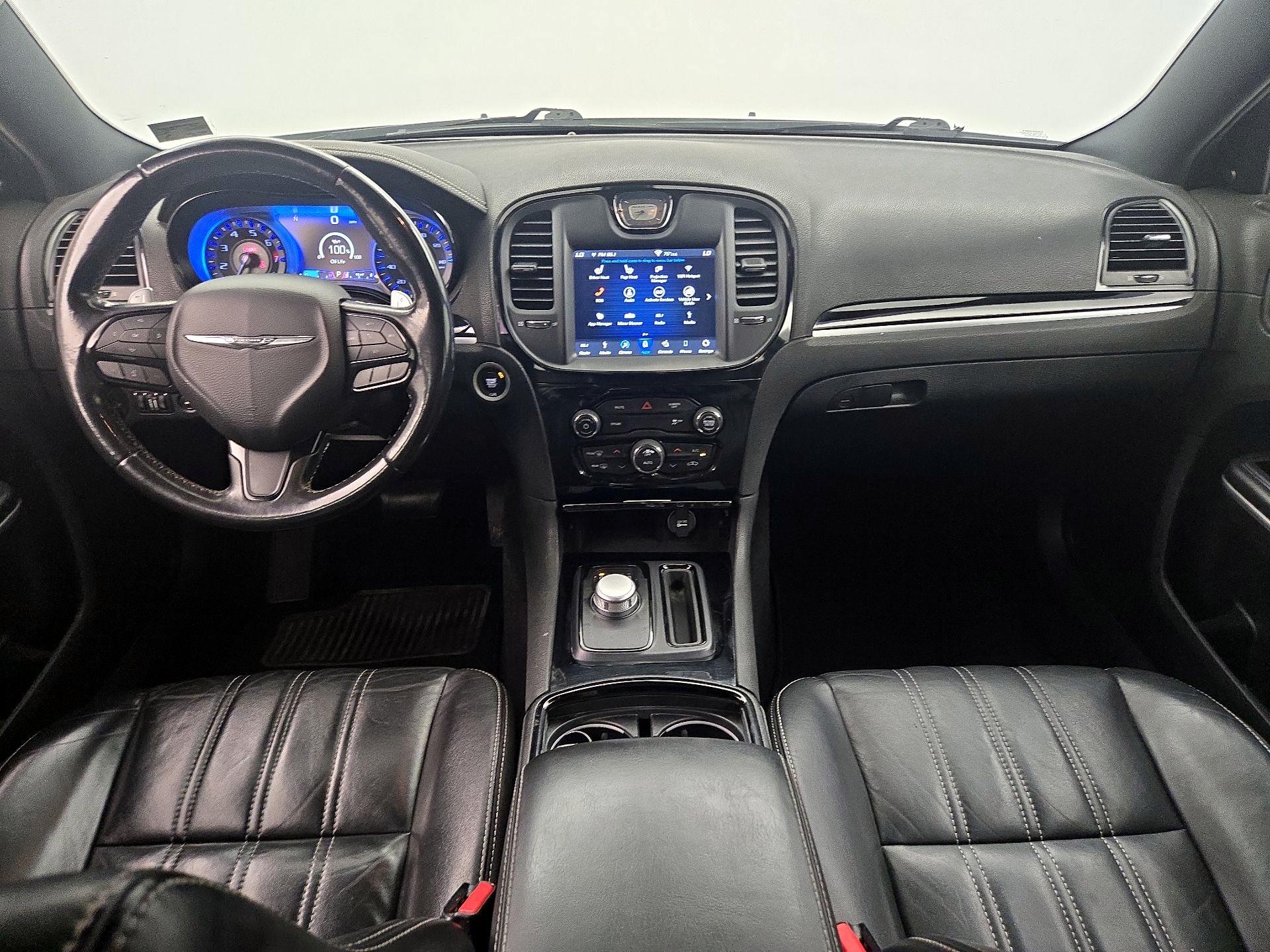 Thumbnail: 2019 Chrysler 300 - 9