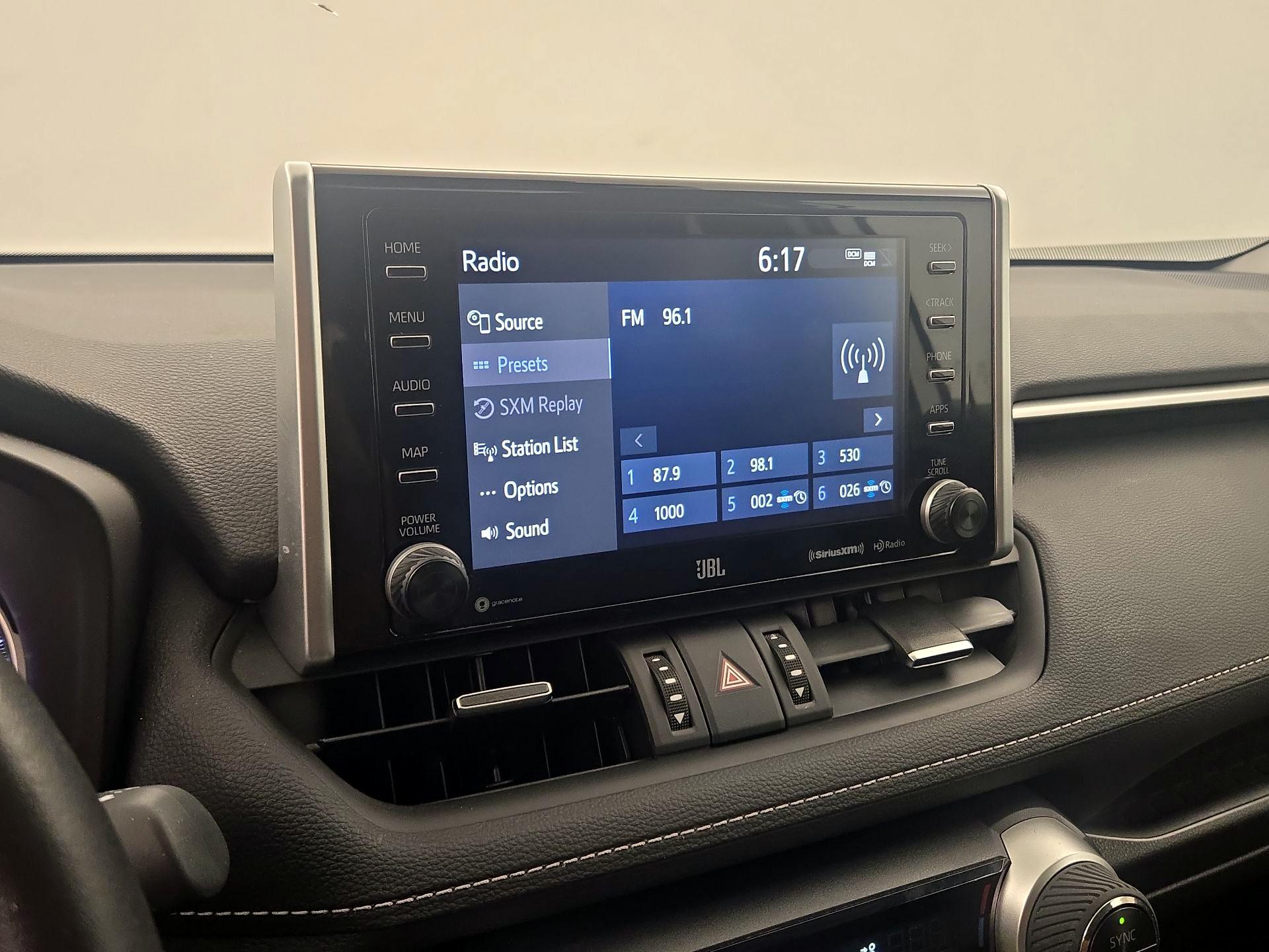 Thumbnail: 2021 Toyota RAV4 - 15