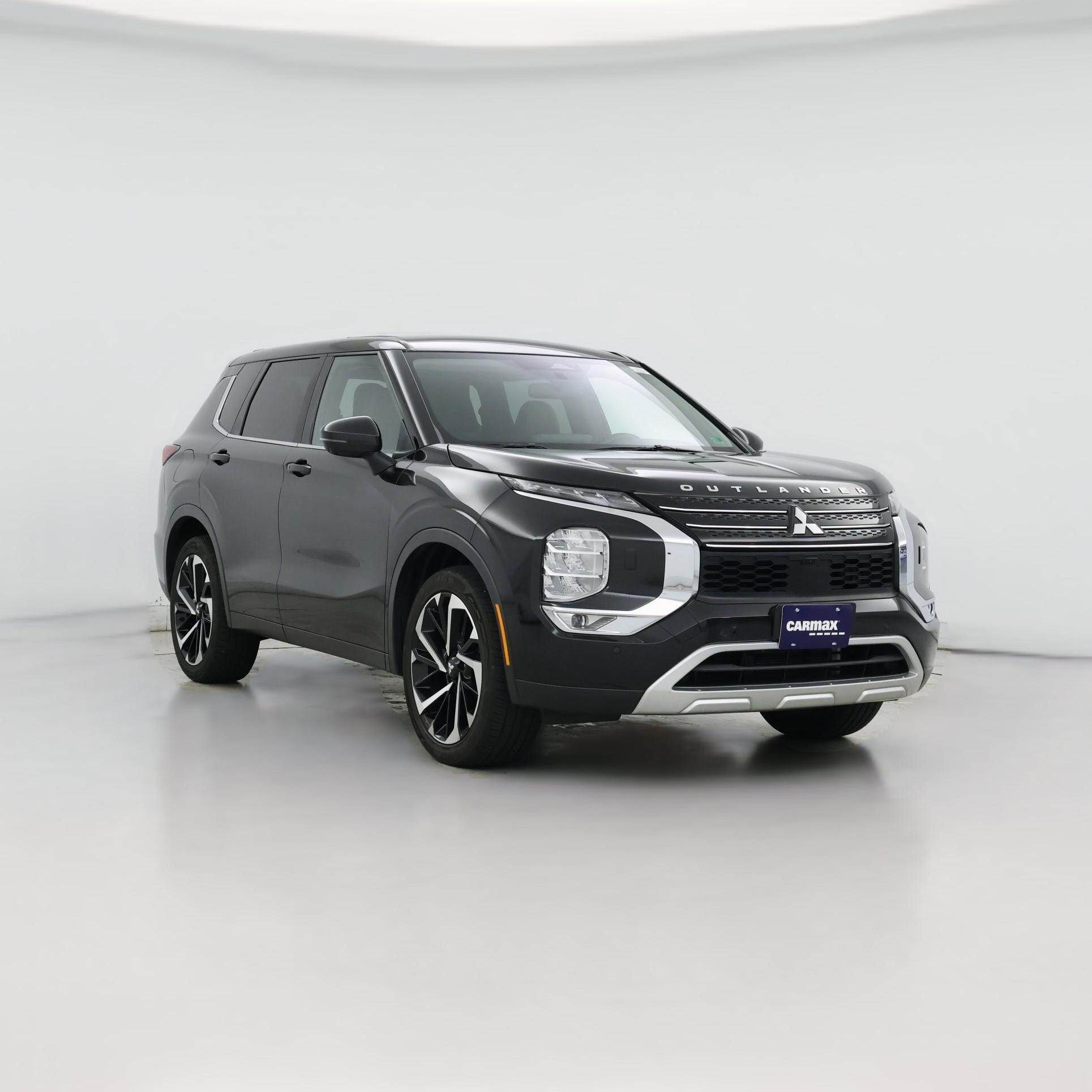 Thumbnail: 2022 Mitsubishi Outlander - 1