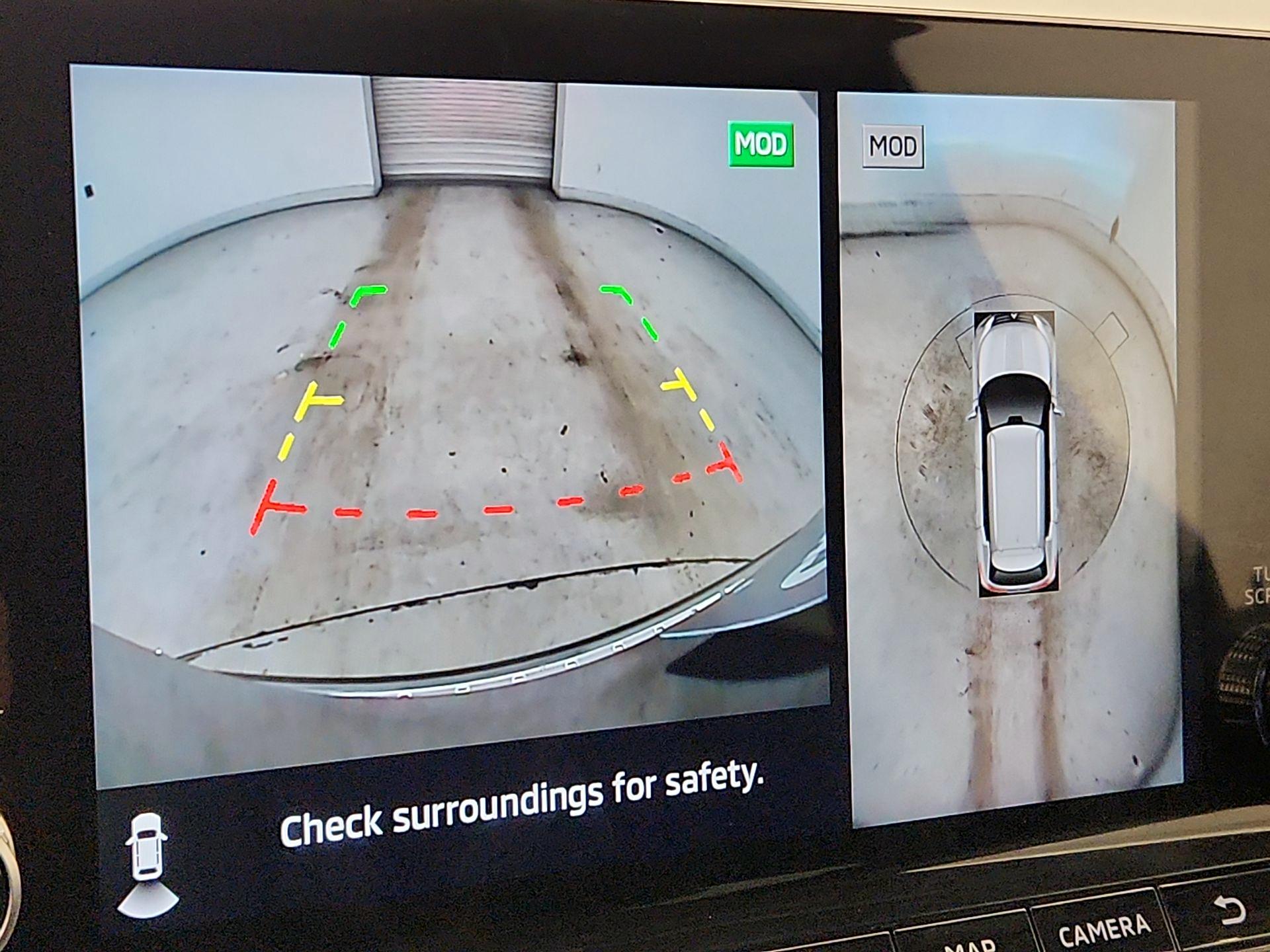 Thumbnail: 2022 Mitsubishi Outlander - 15