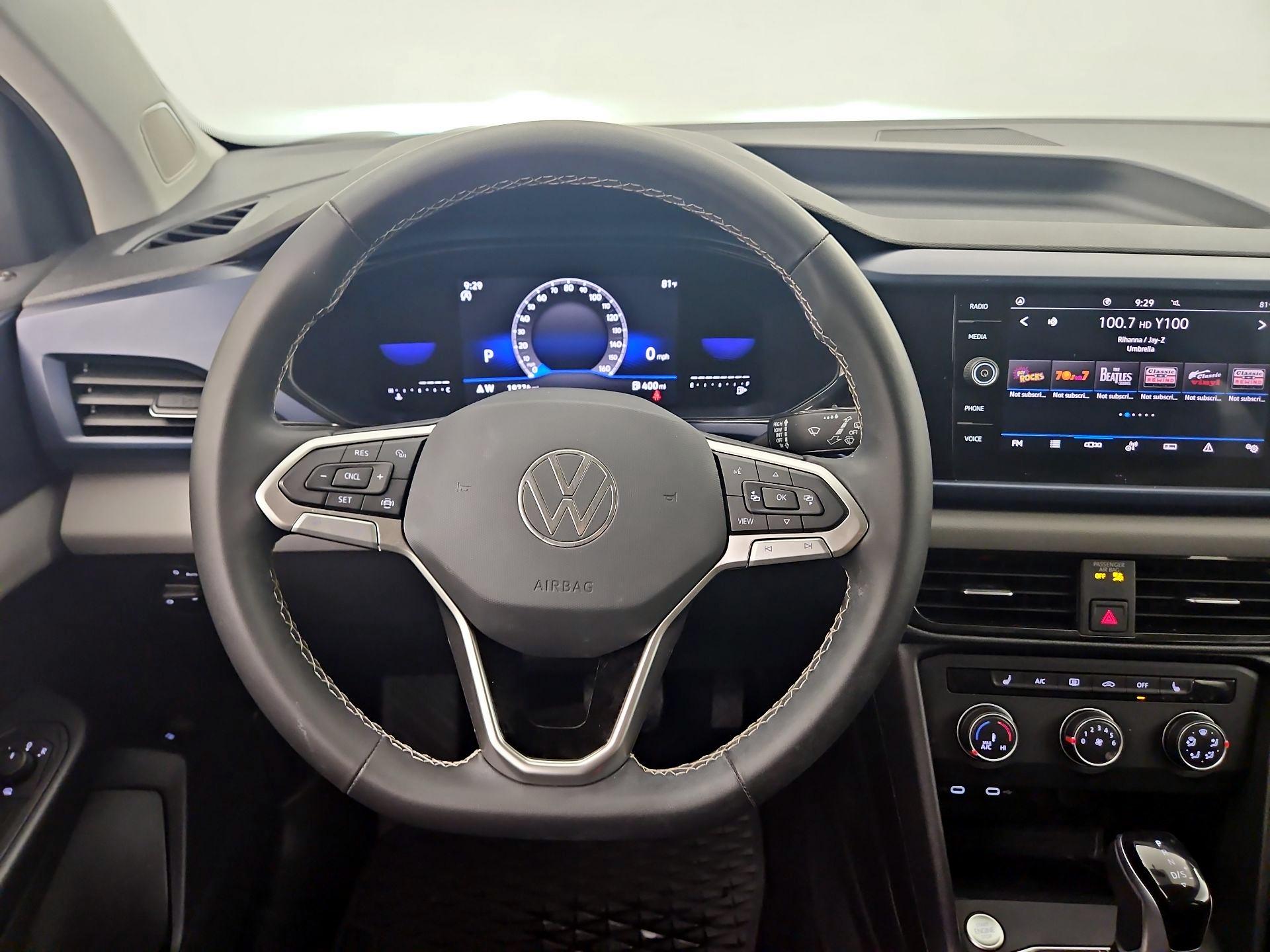 Thumbnail: 2022 Volkswagen Taos - 10