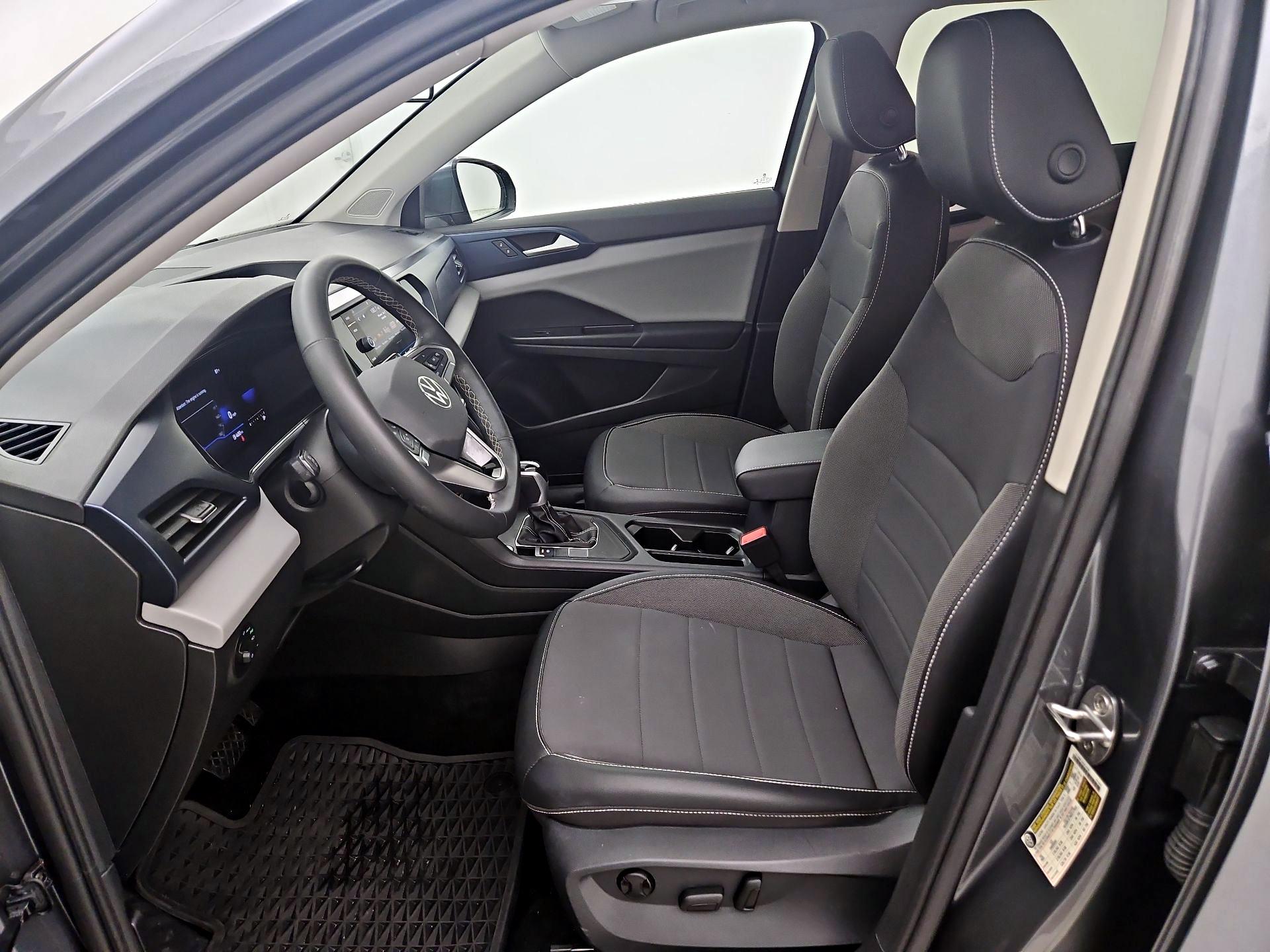 Thumbnail: 2022 Volkswagen Taos - 11