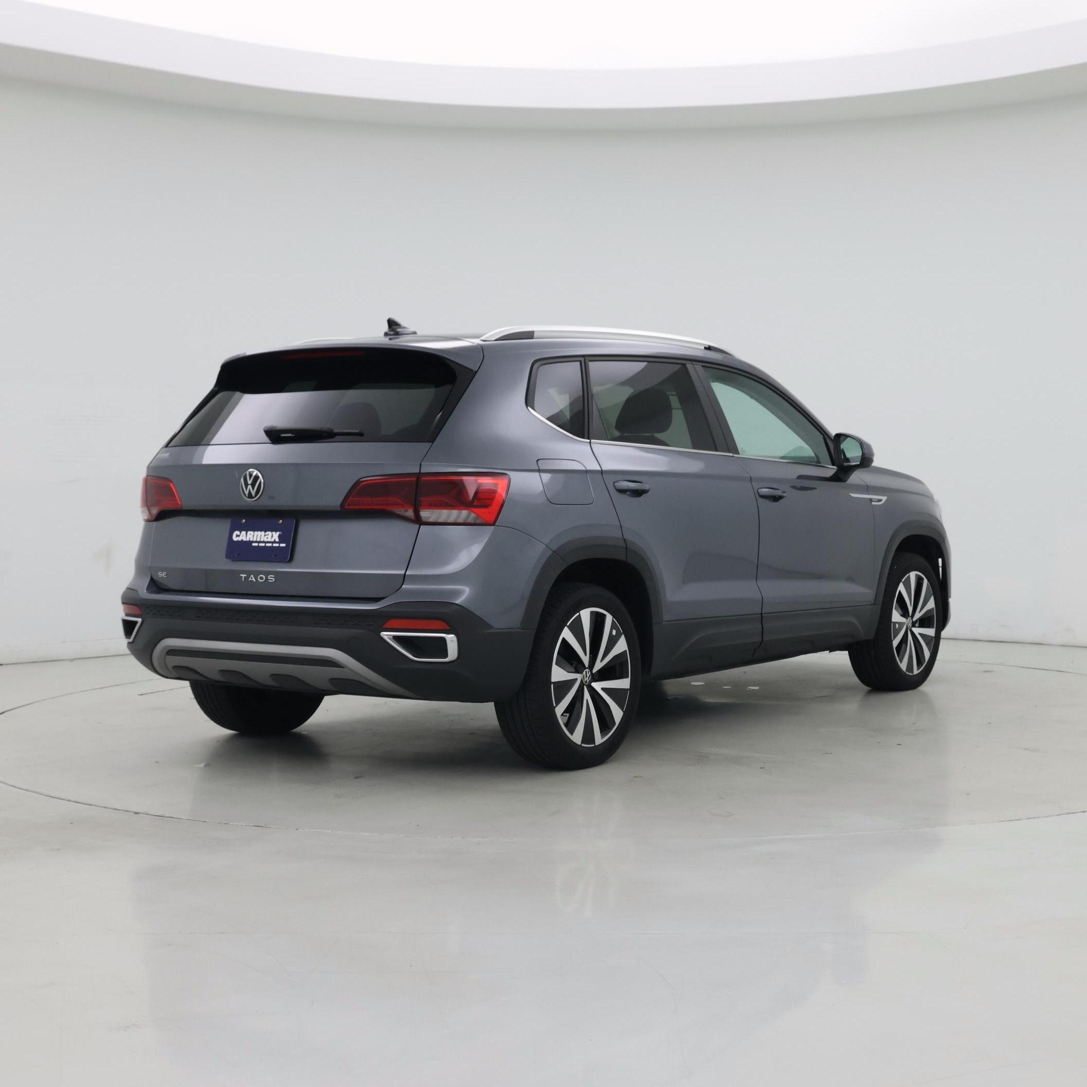 Thumbnail: 2022 Volkswagen Taos - 8